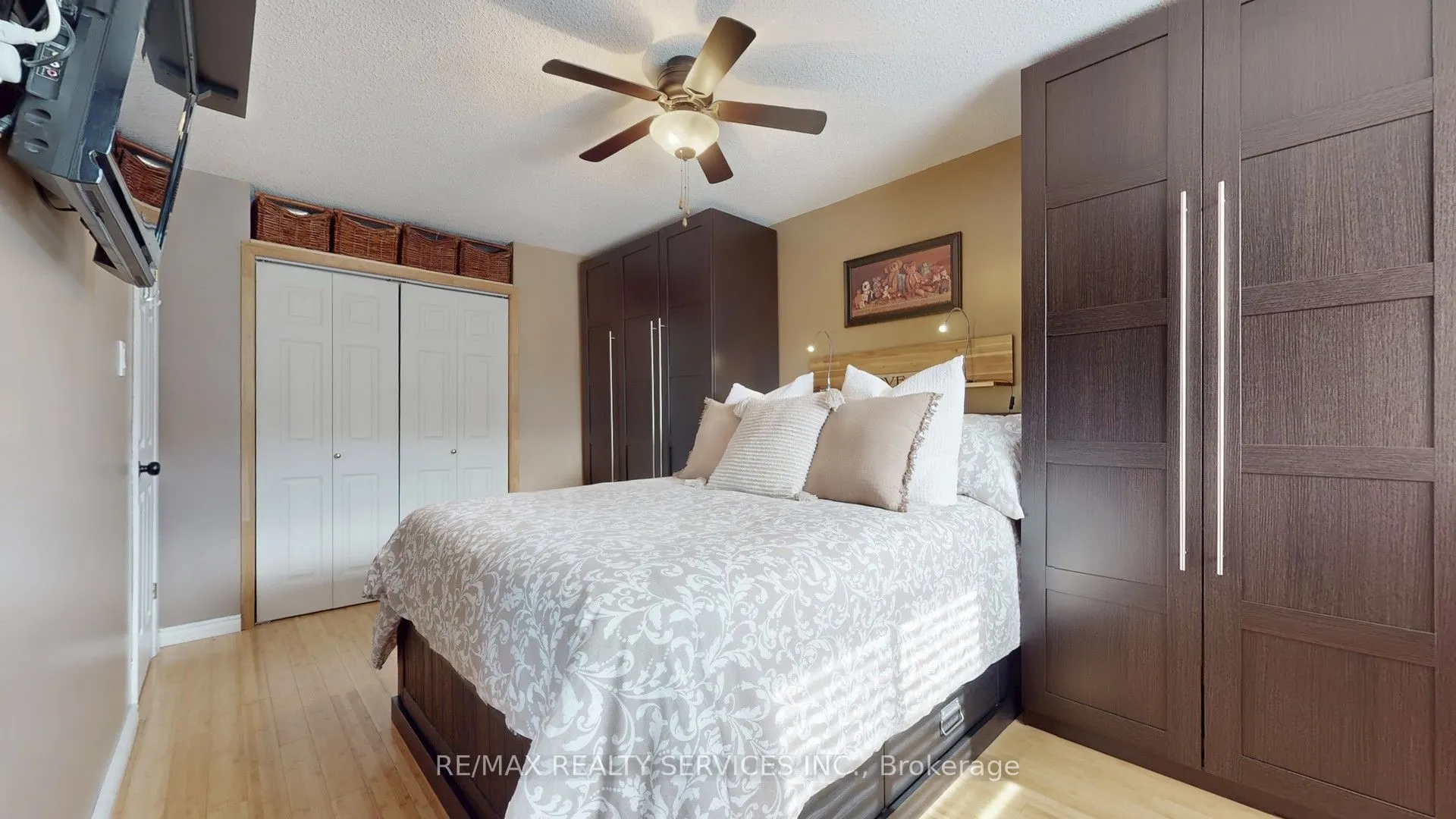 72 Carisbrooke Court #72