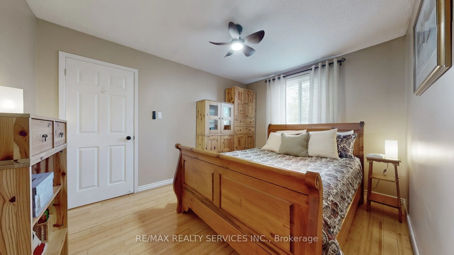 72 Carisbrooke Court #72