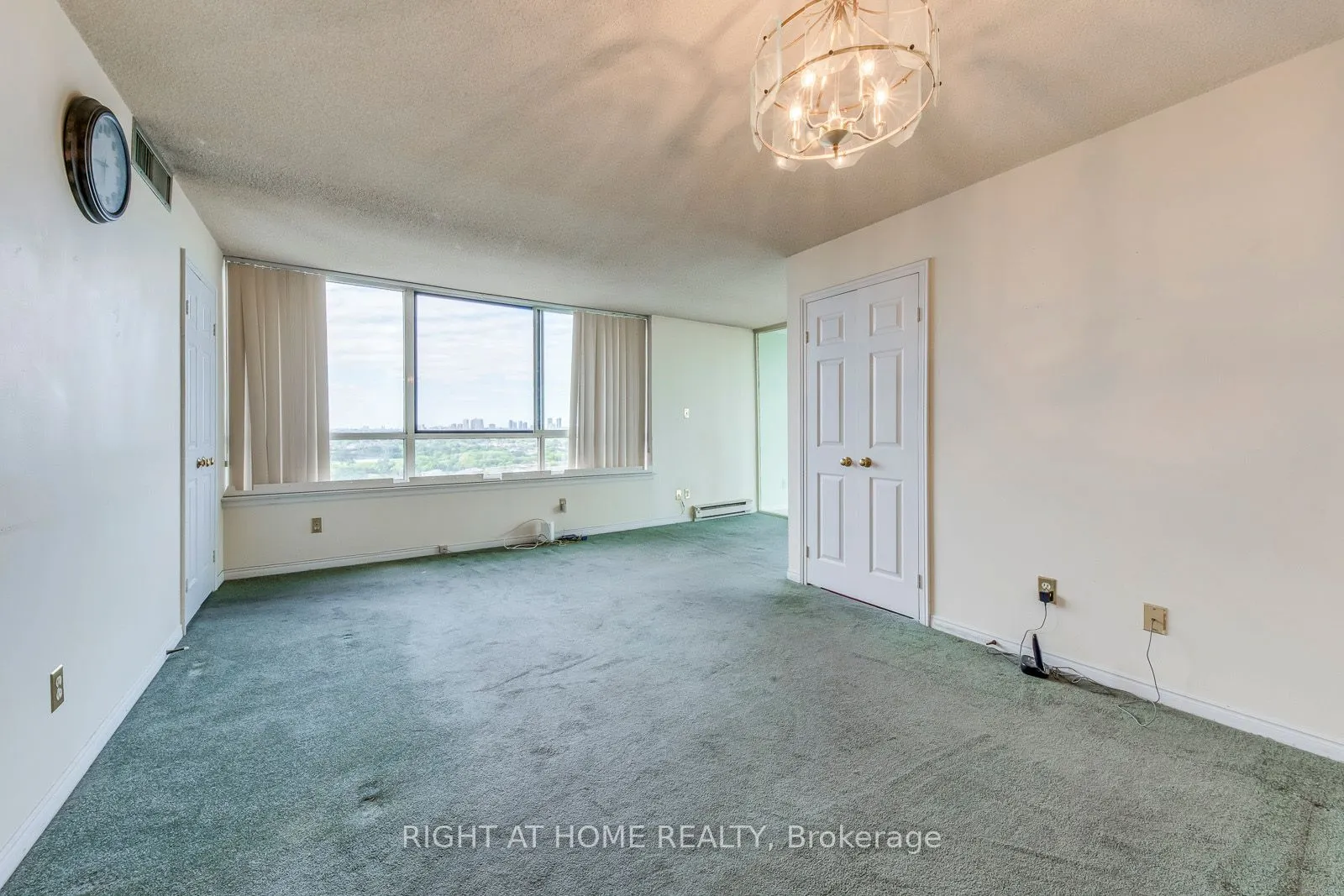 1360 Rathburn Road E #1603