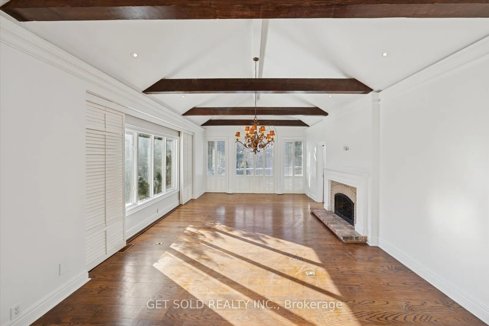 1701 Birchwood Drive