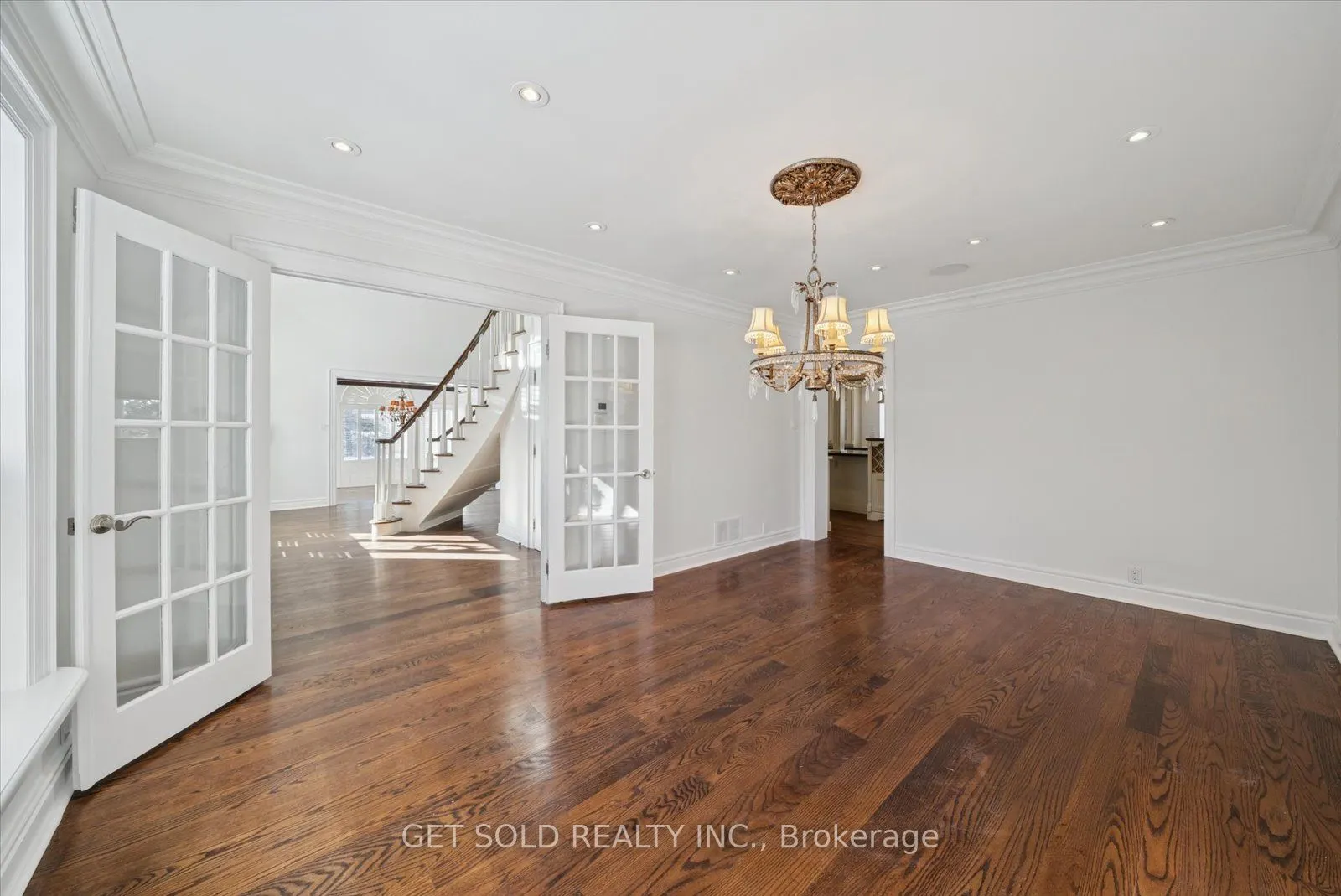 1701 Birchwood Drive