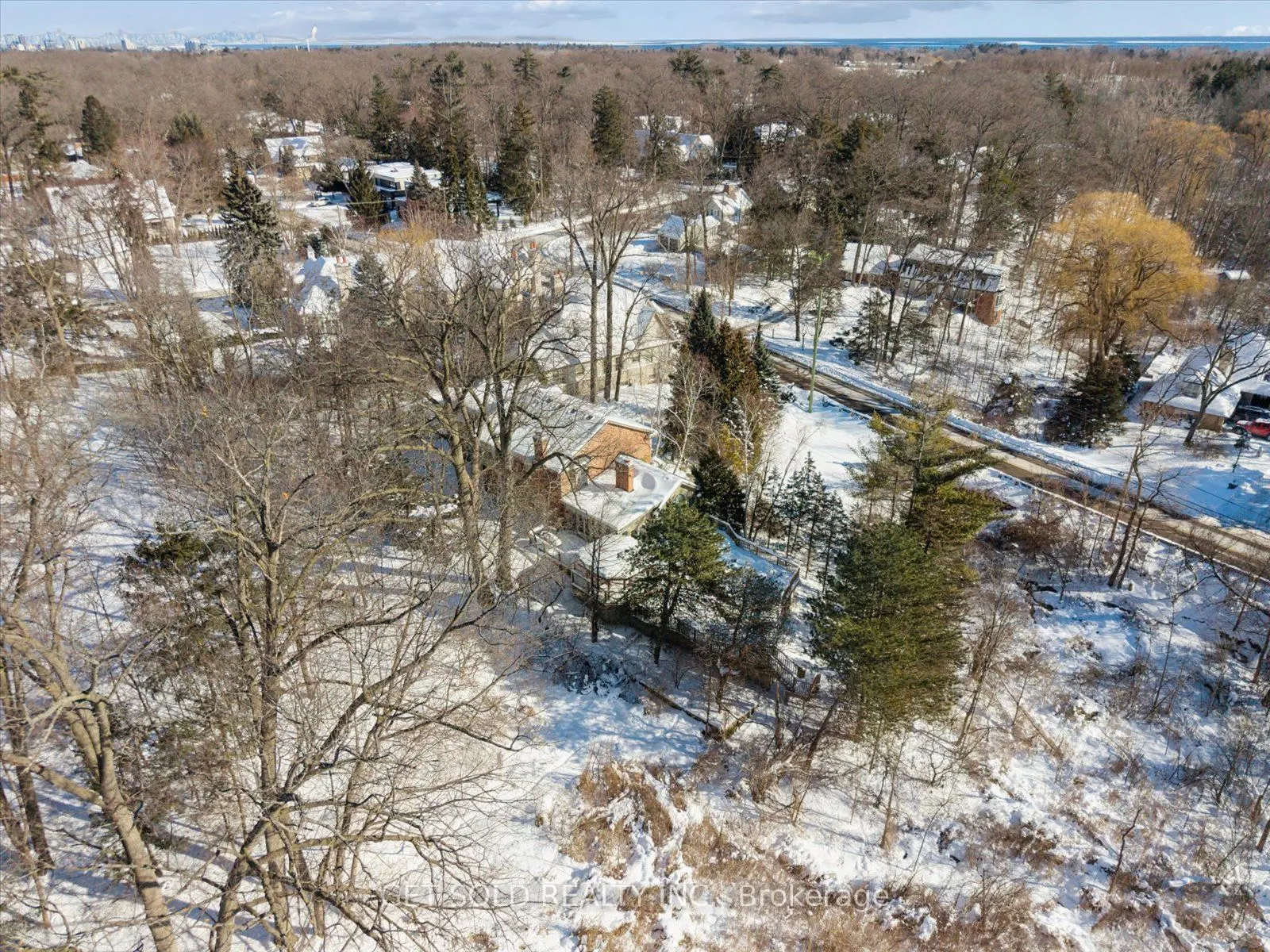 1701 Birchwood Drive