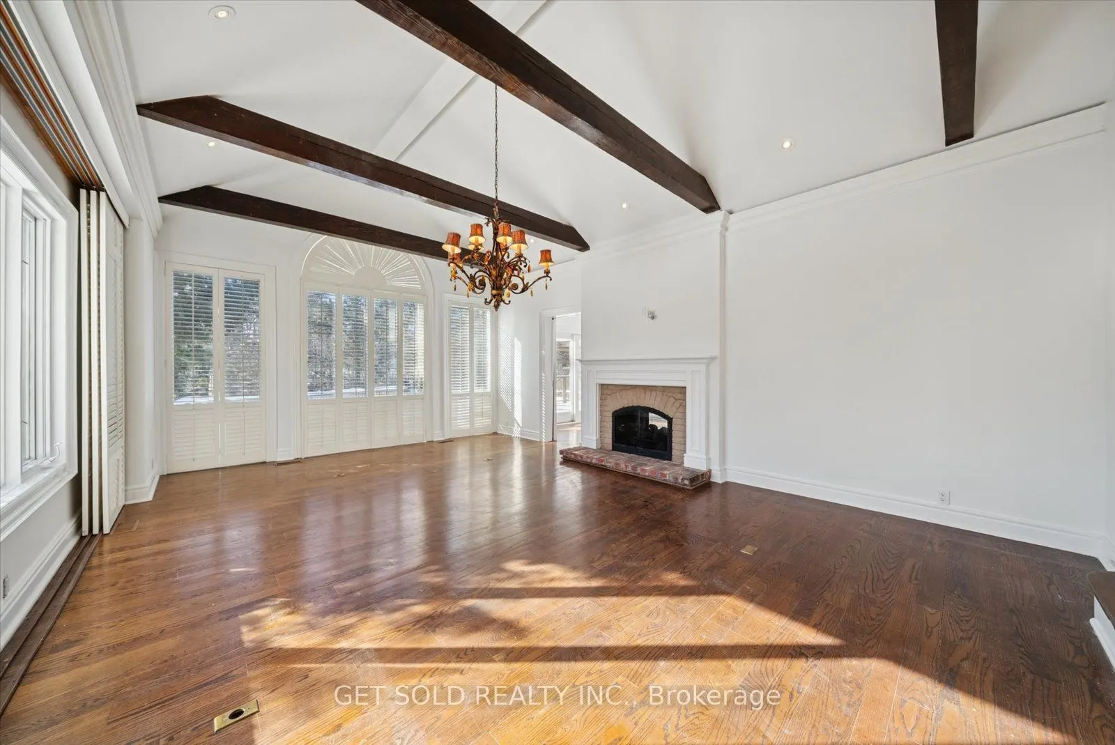 1701 Birchwood Drive