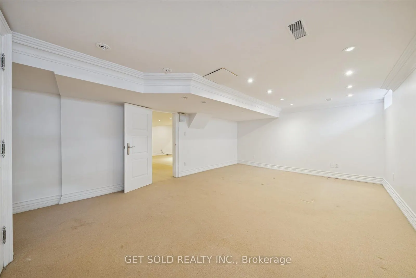 1701 Birchwood Drive