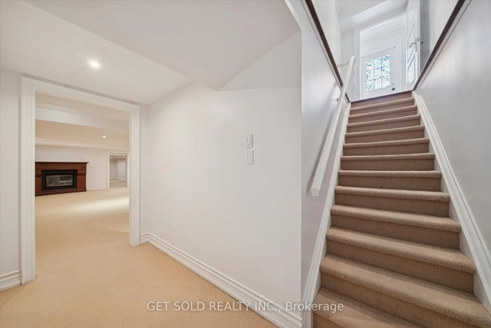 1701 Birchwood Drive