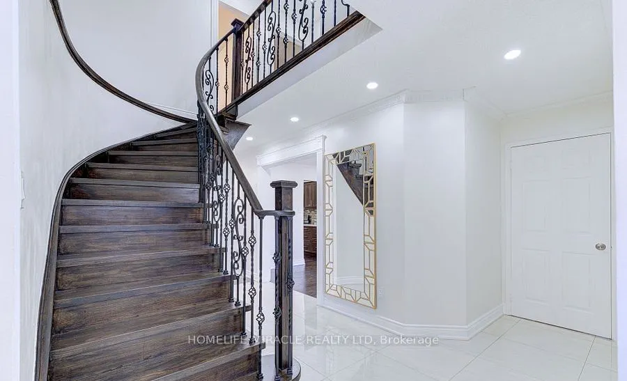 55 Castlehill Road