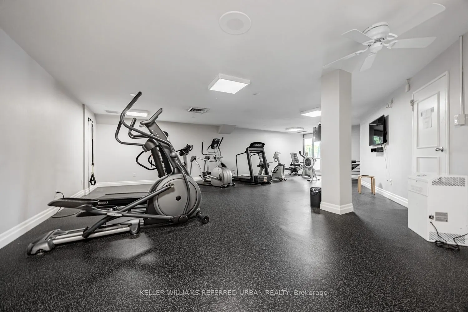 1400 Dixie Road #1409
