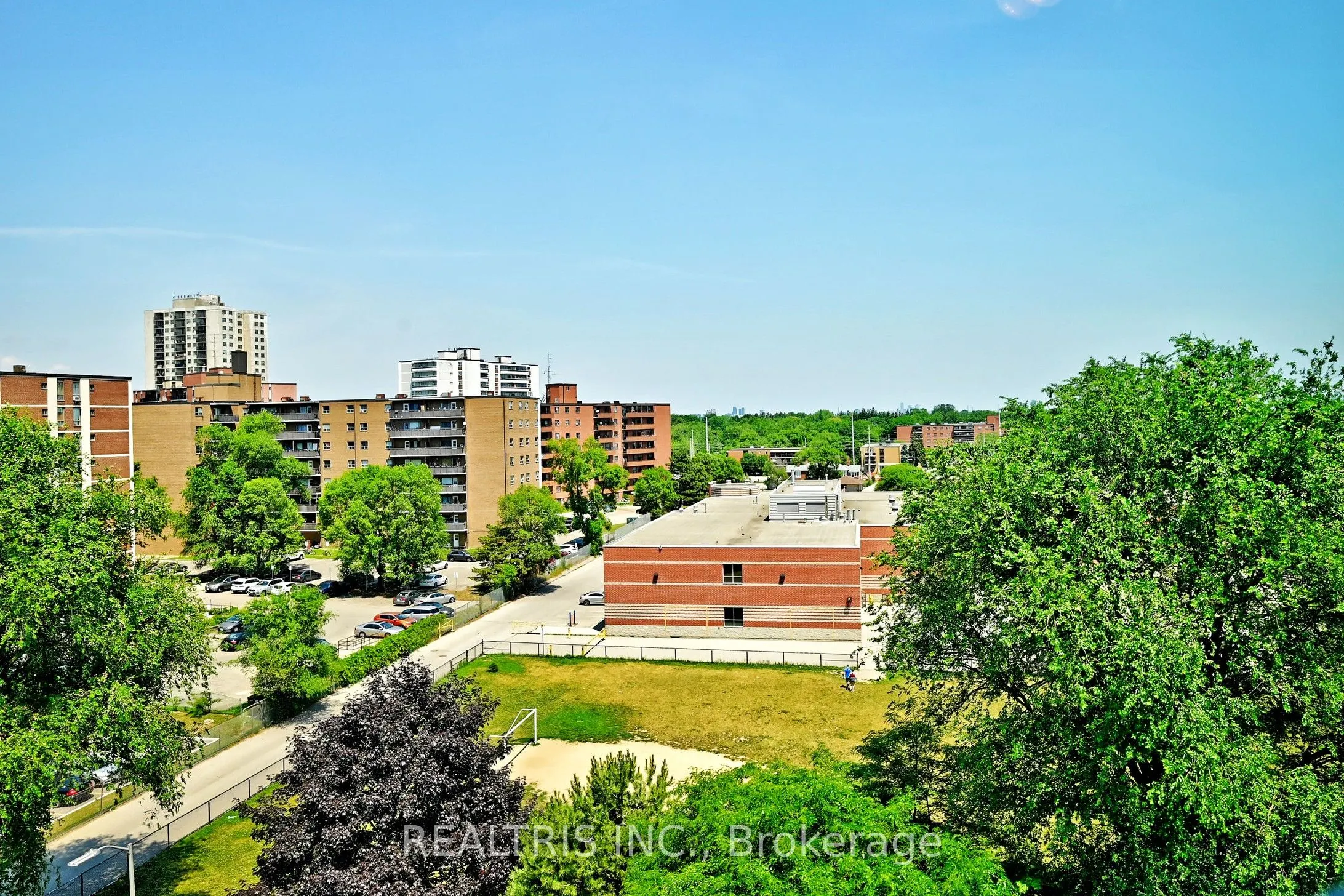 2323 Confederation Parkway #807