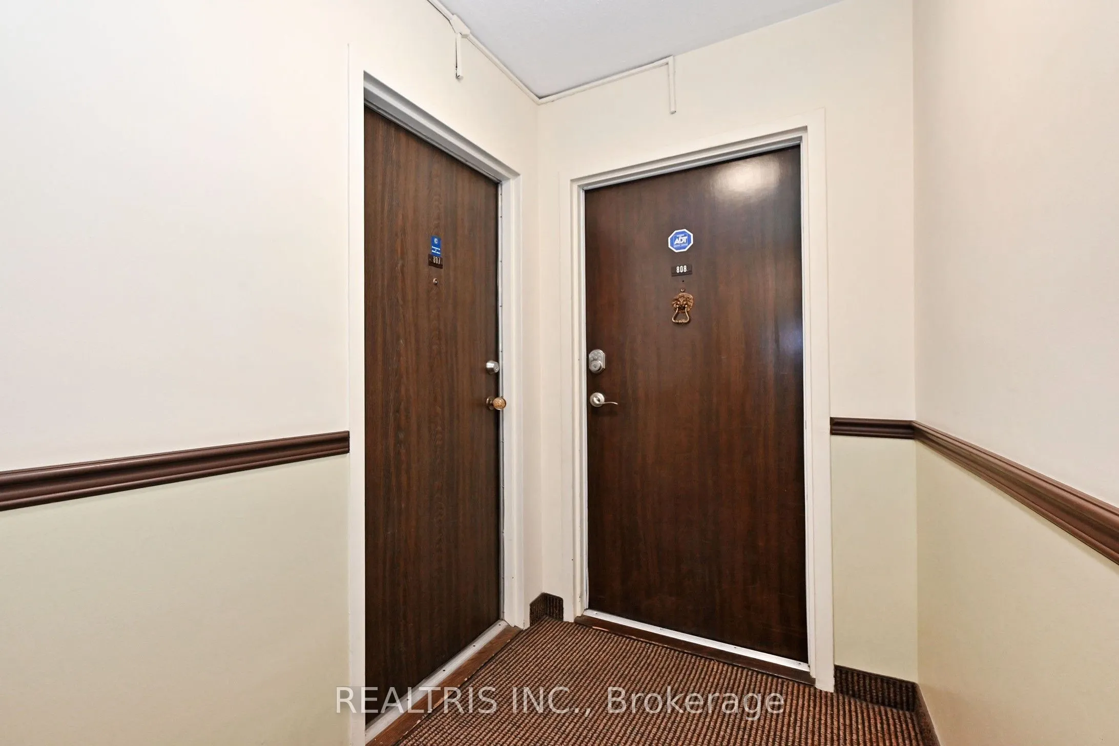 2323 Confederation Parkway #807