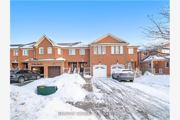 70 Twin Pines Crescent