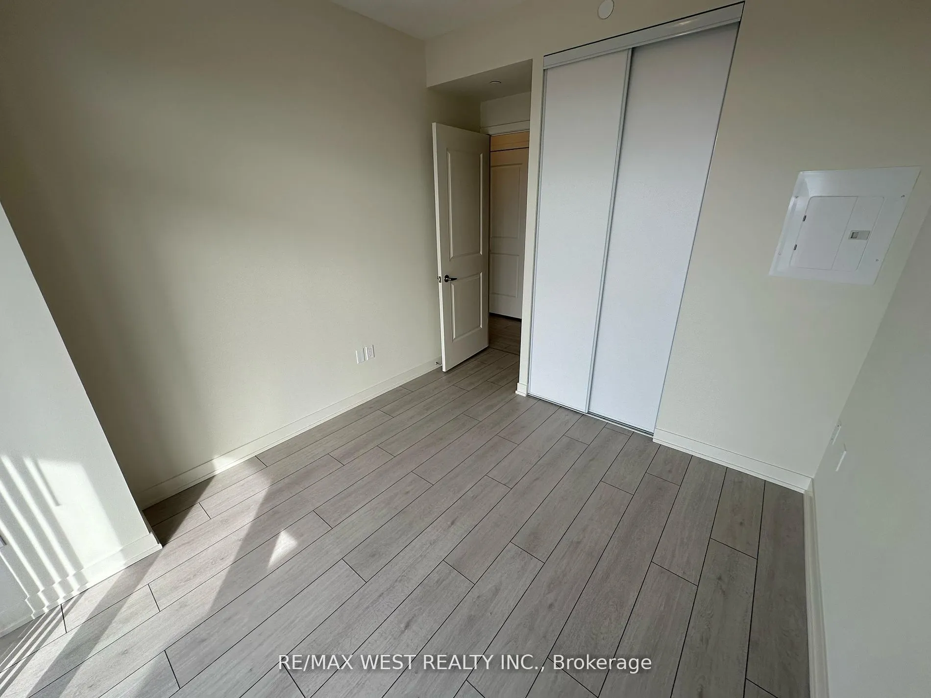 38 Annie Craig Drive #2511