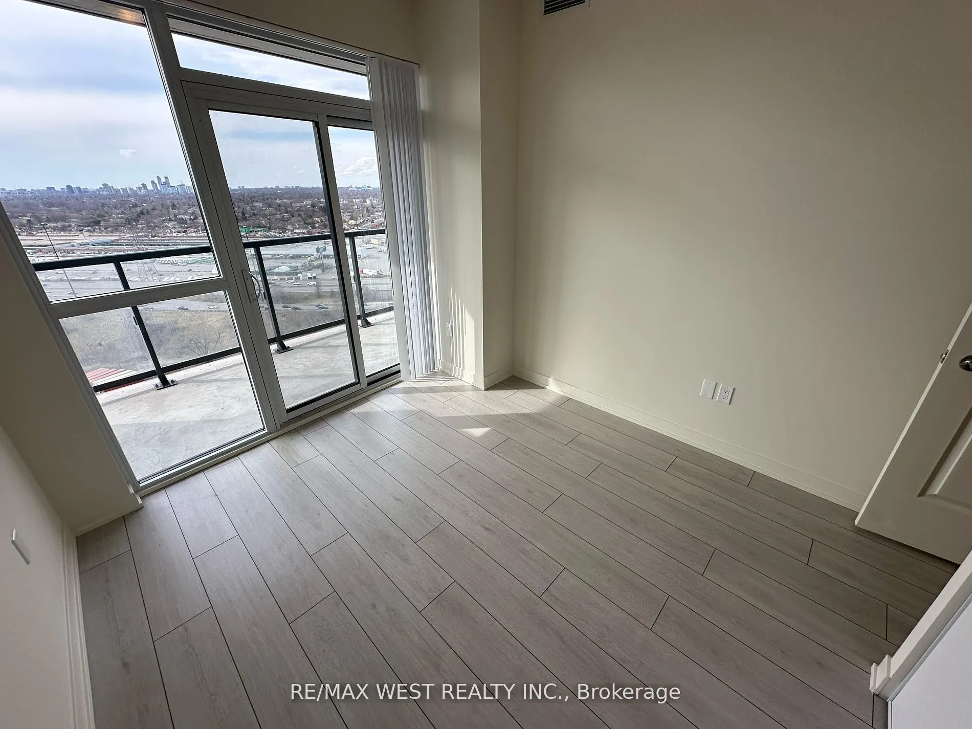 38 Annie Craig Drive #2511