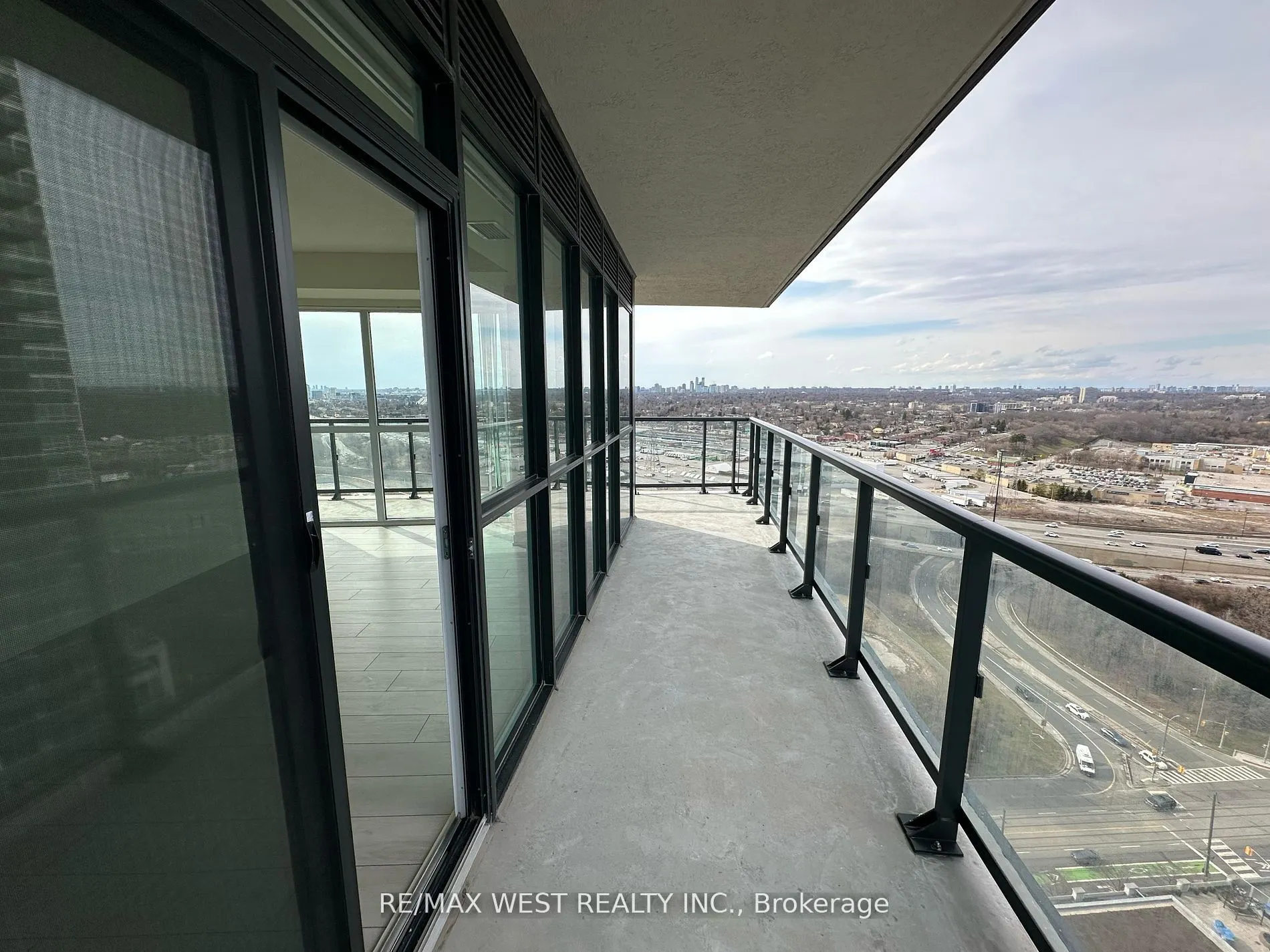 38 Annie Craig Drive #2511