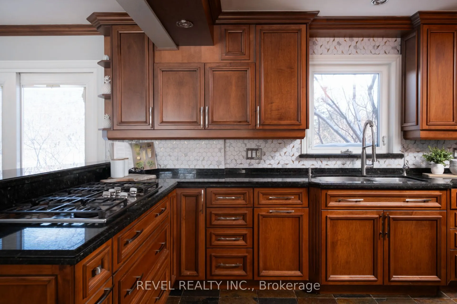 14227 Trafalgar Road