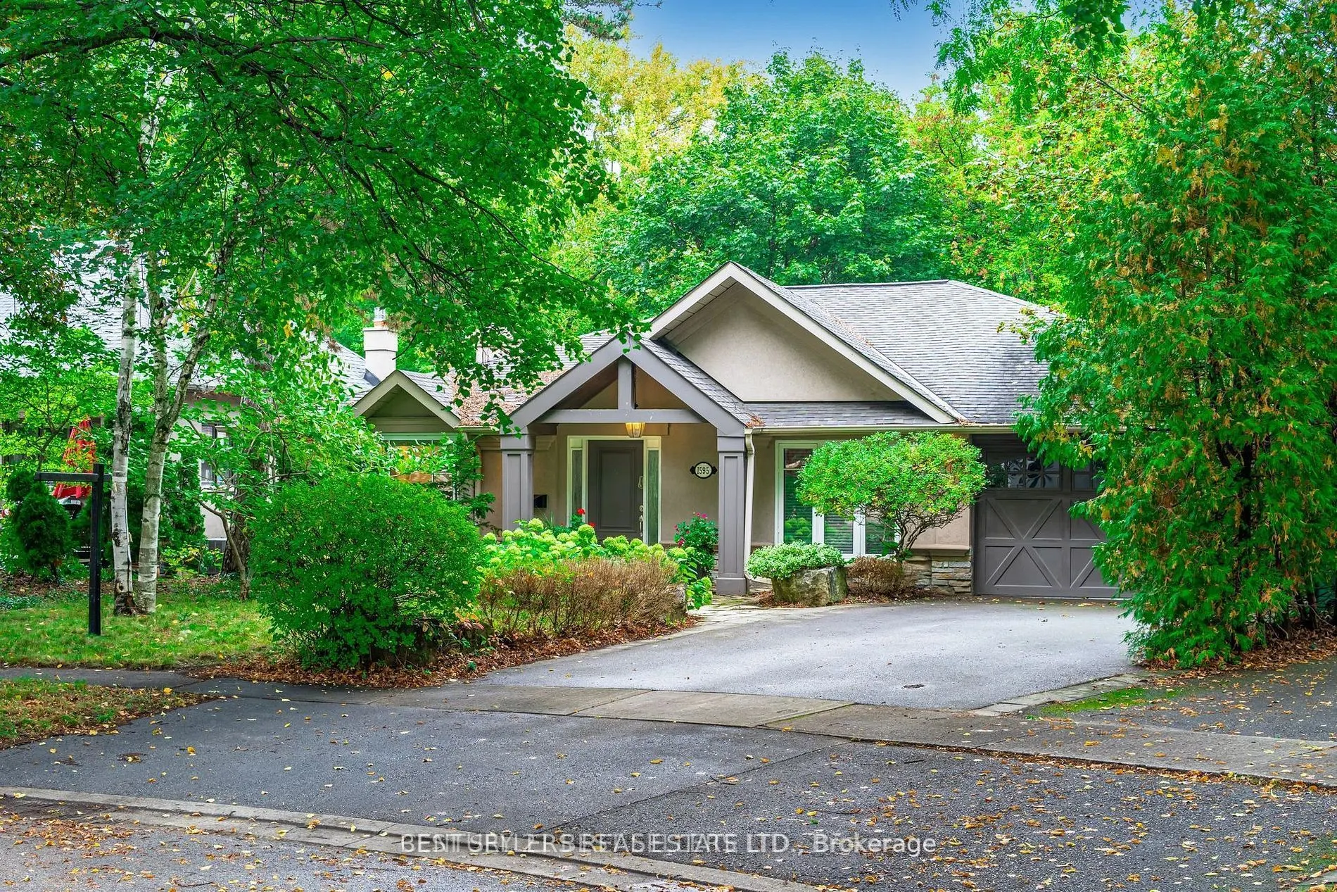 1595 Calverton Court
