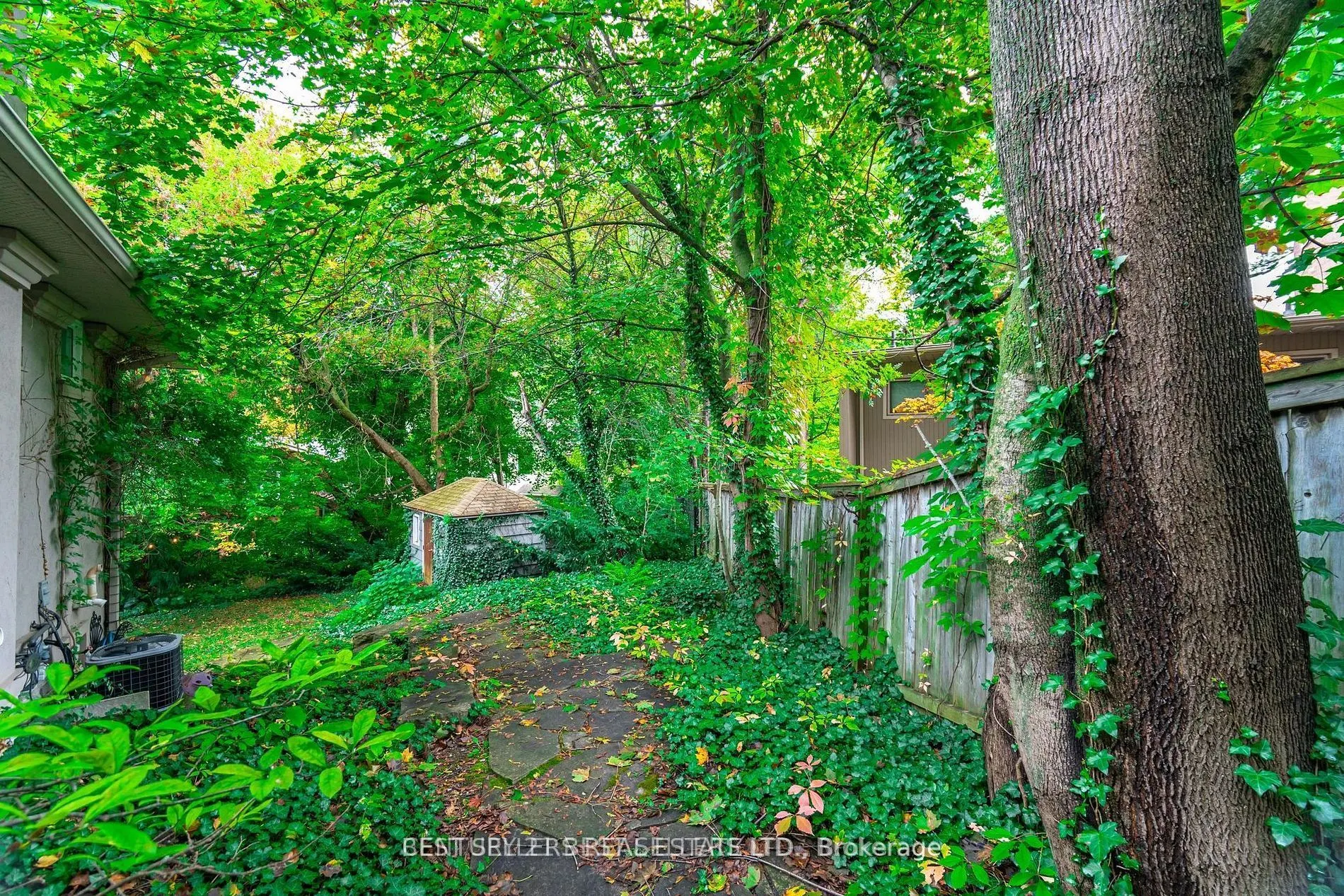 1595 Calverton Court