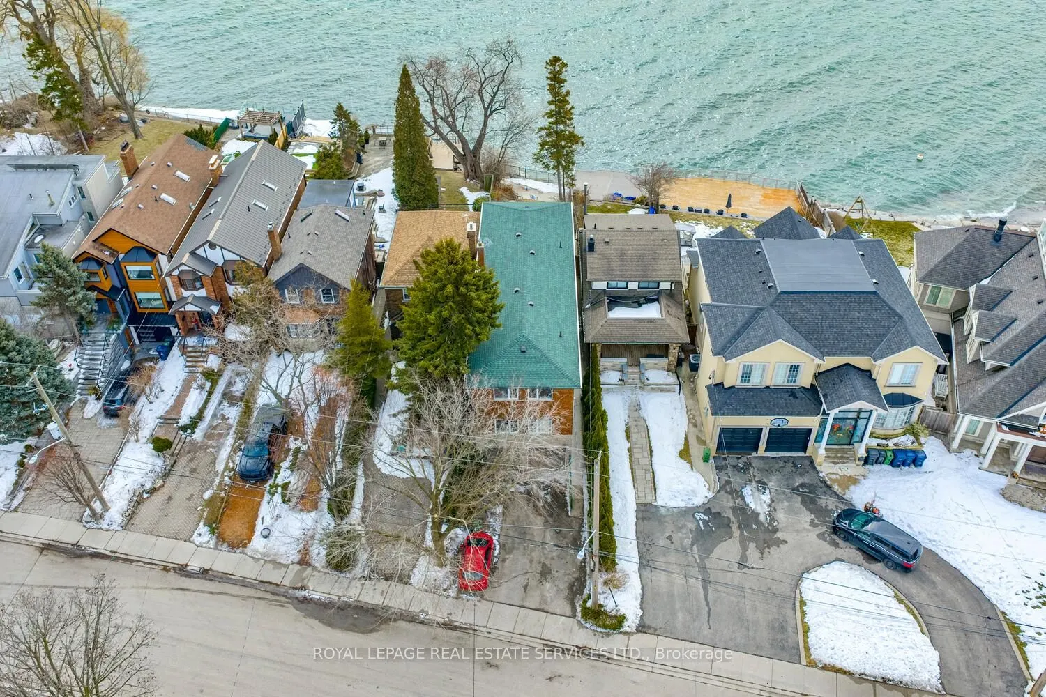 135 Lake Shore Drive