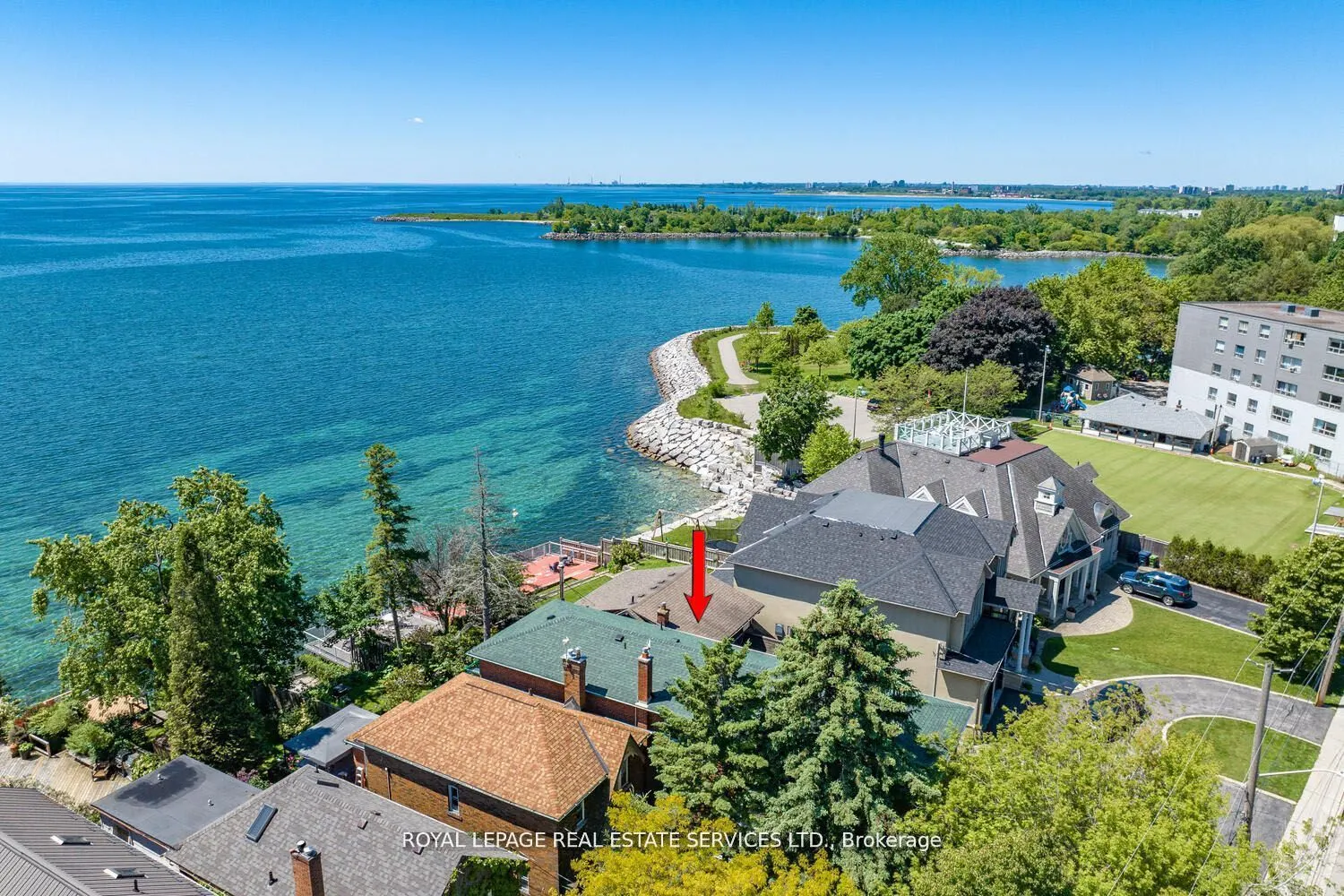 135 Lake Shore Drive
