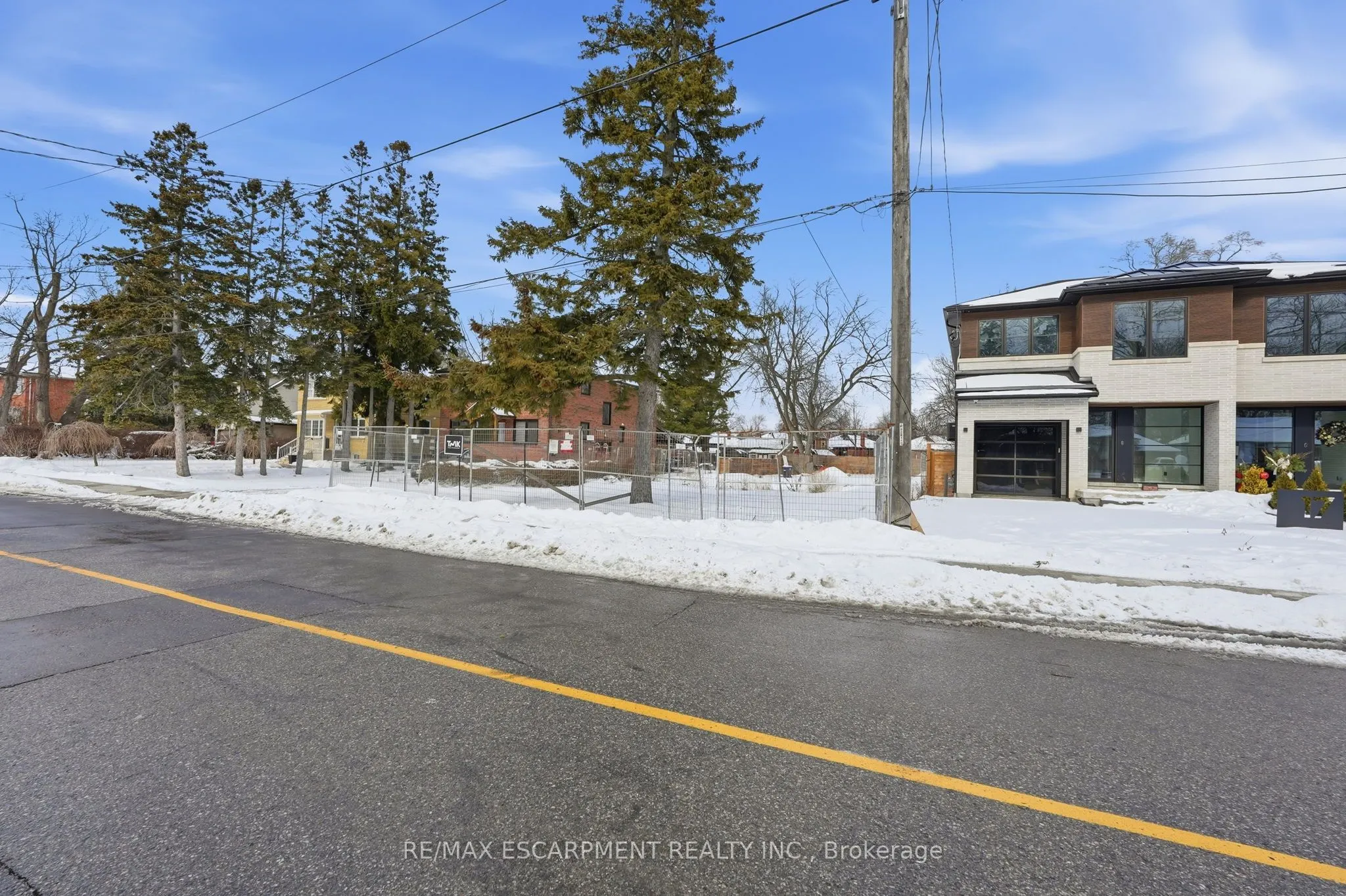 19 Broadview Avenue