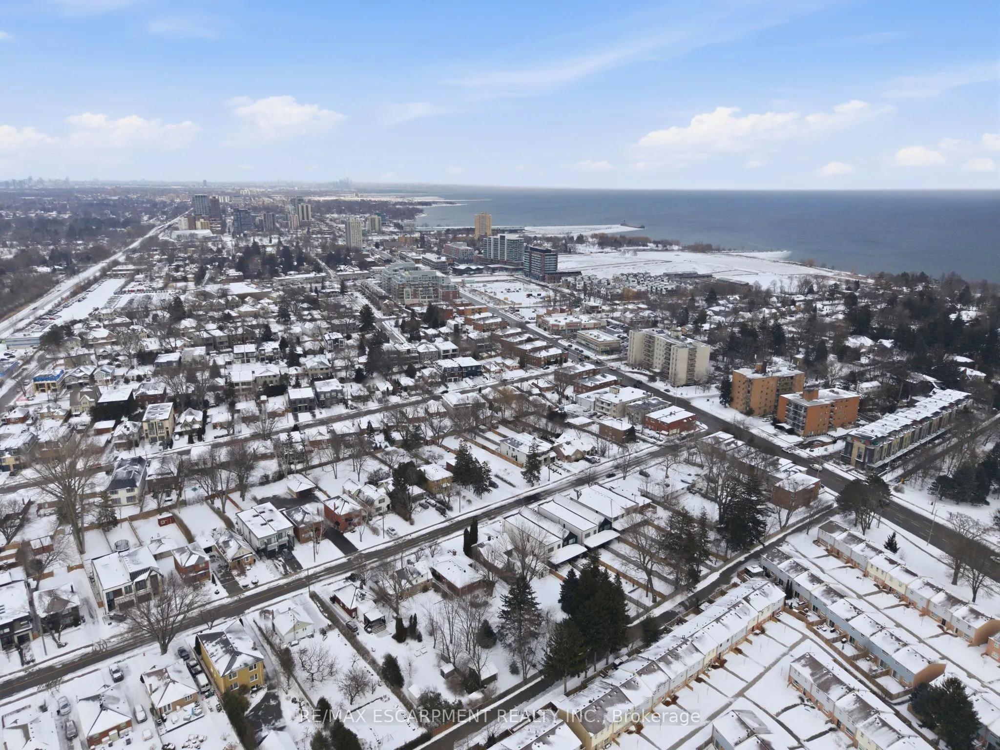 19 Broadview Avenue