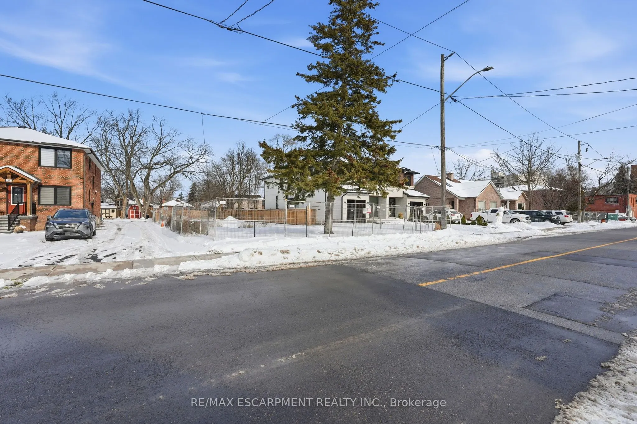 19B Broadview Avenue