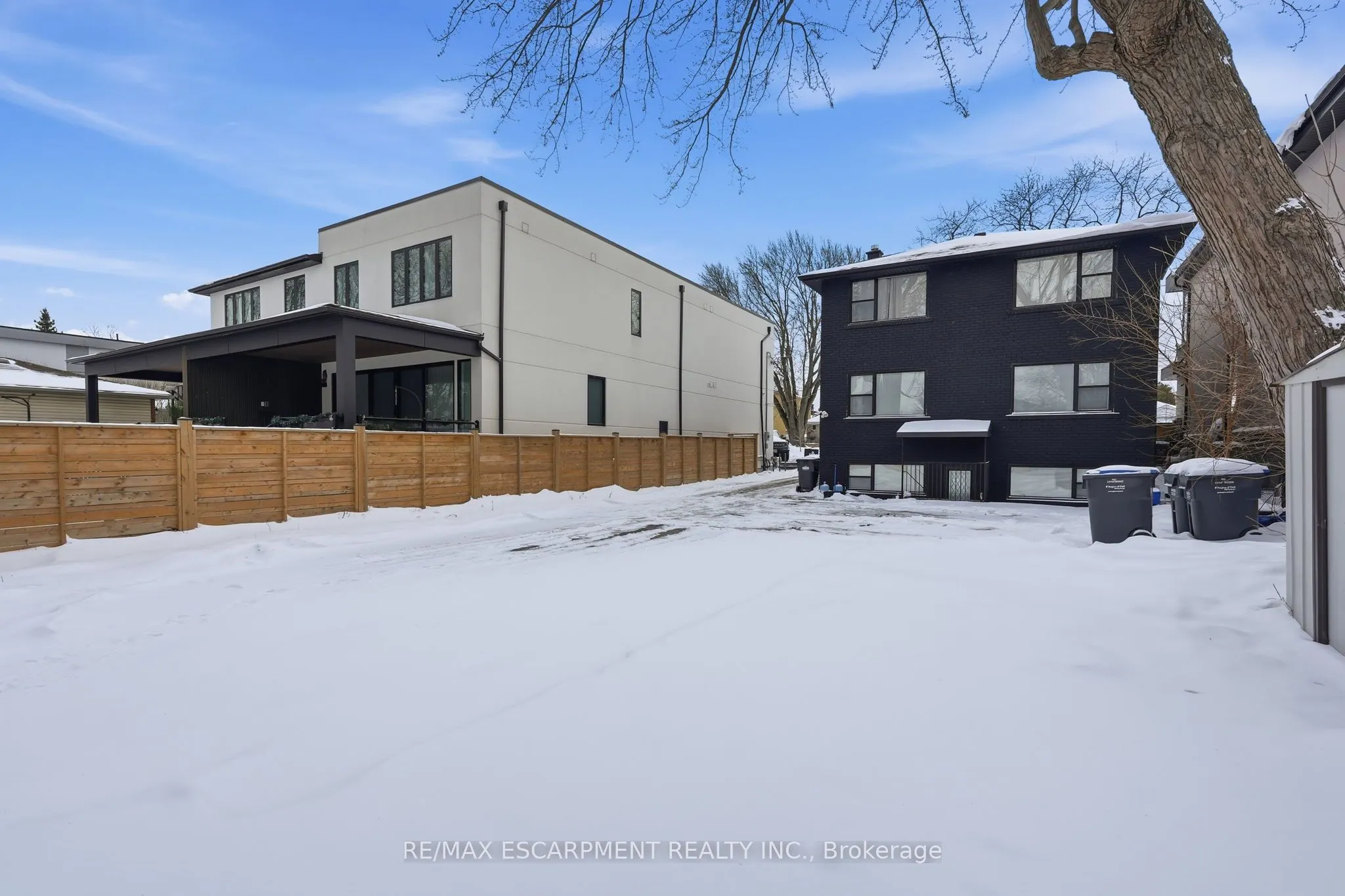 43 Broadview Avenue