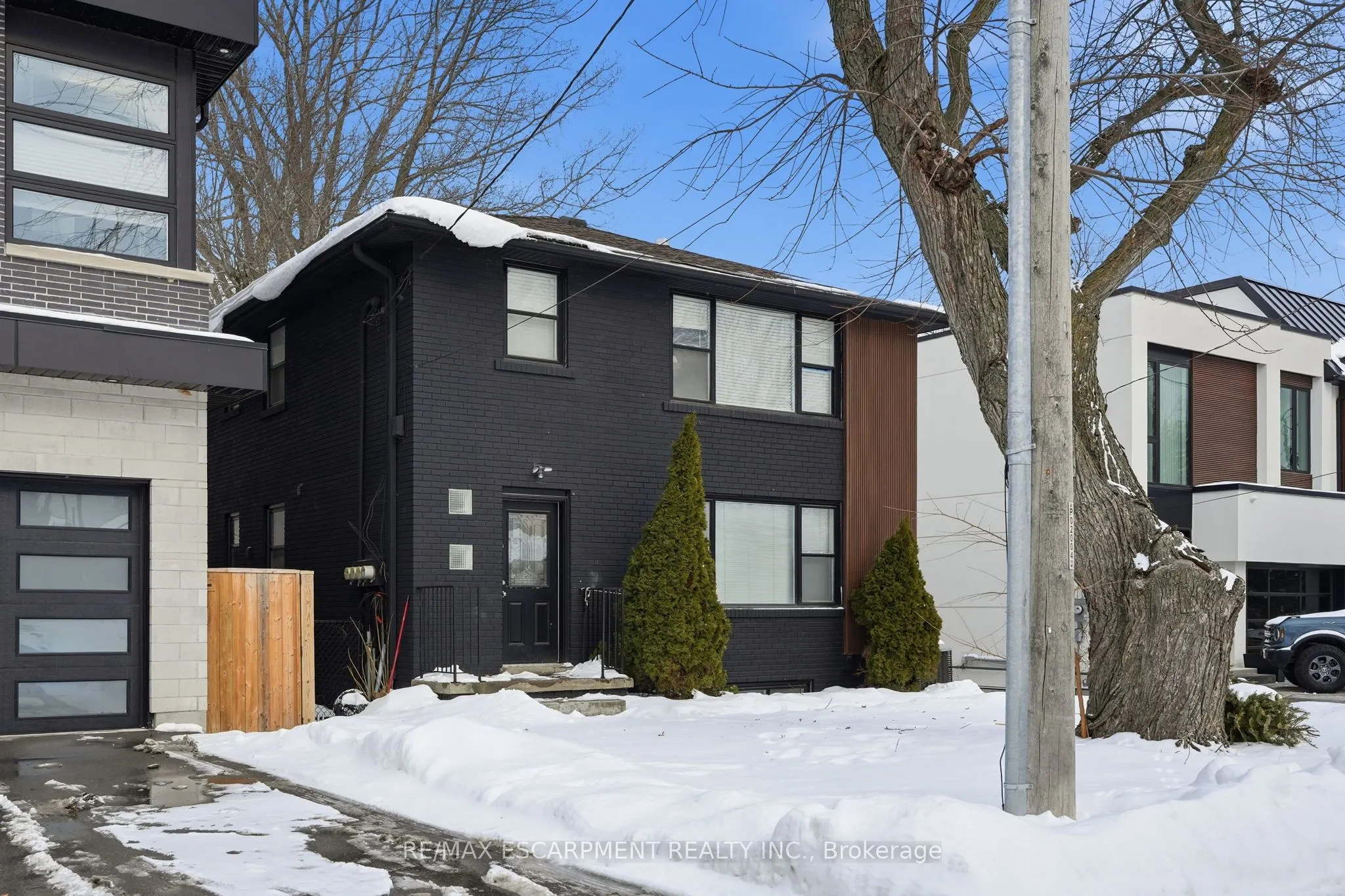 43 Broadview Avenue
