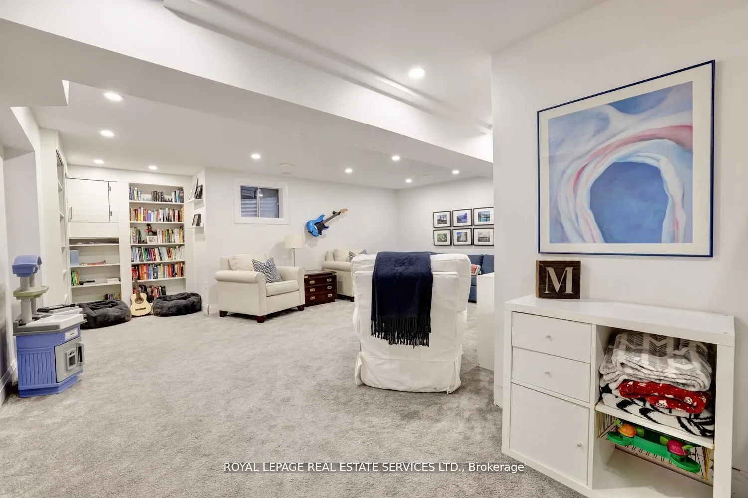 1019 Mesa Crescent