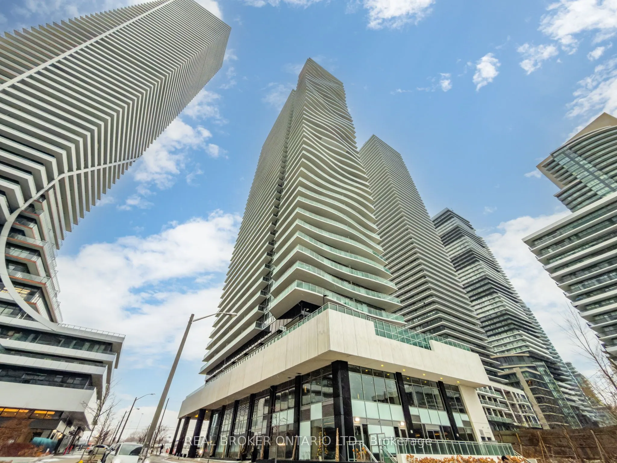 33 Shore Breeze Drive #1801