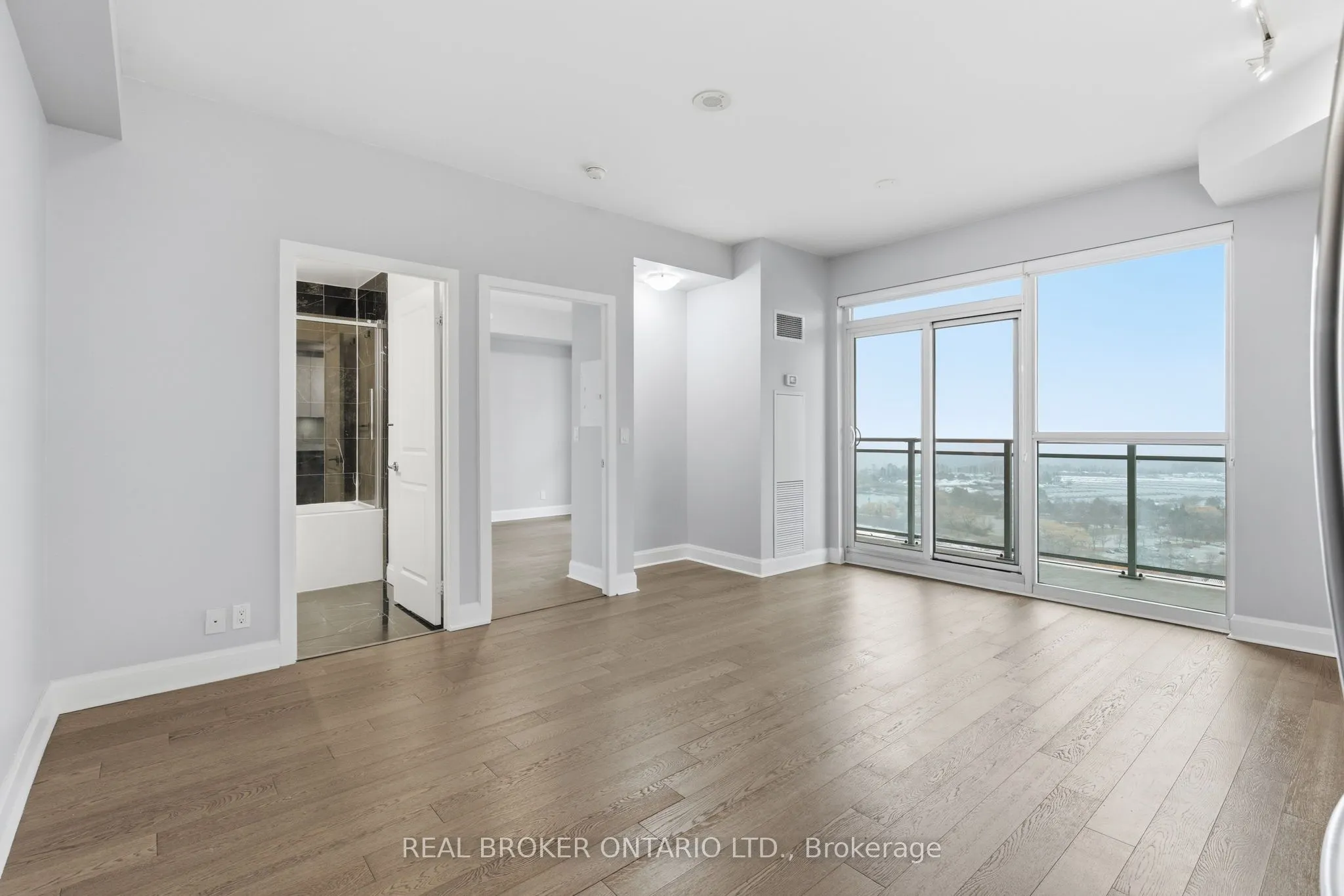 33 Shore Breeze Drive #1801
