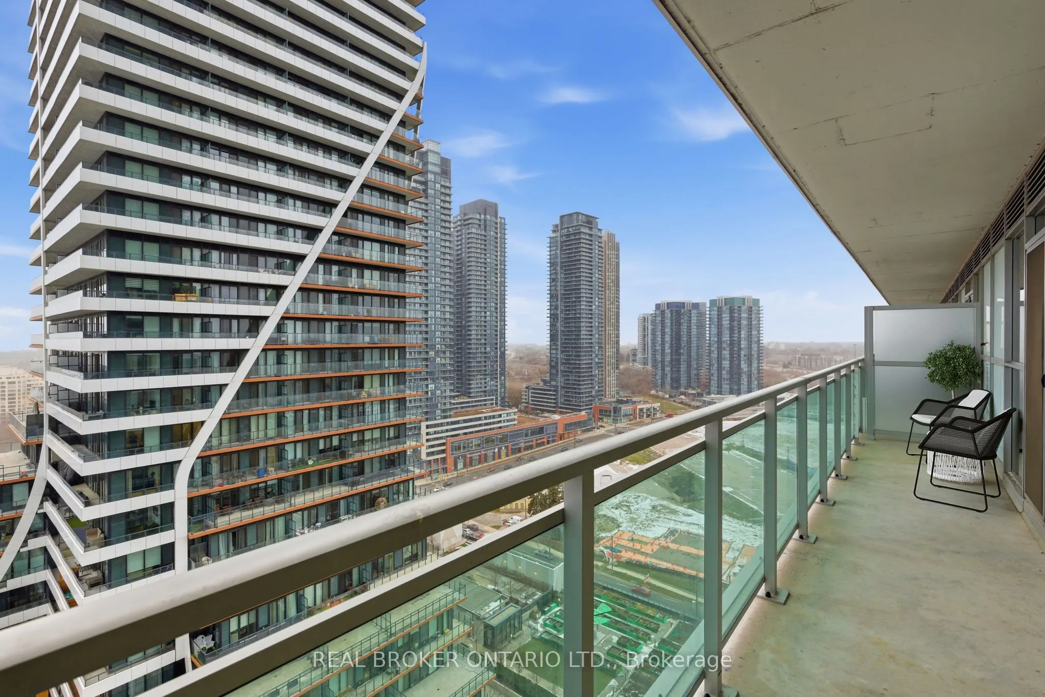 33 Shore Breeze Drive #1801