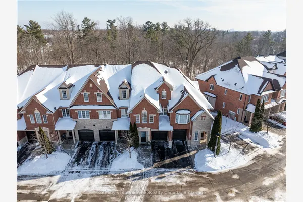 300 Ravineview Way #21