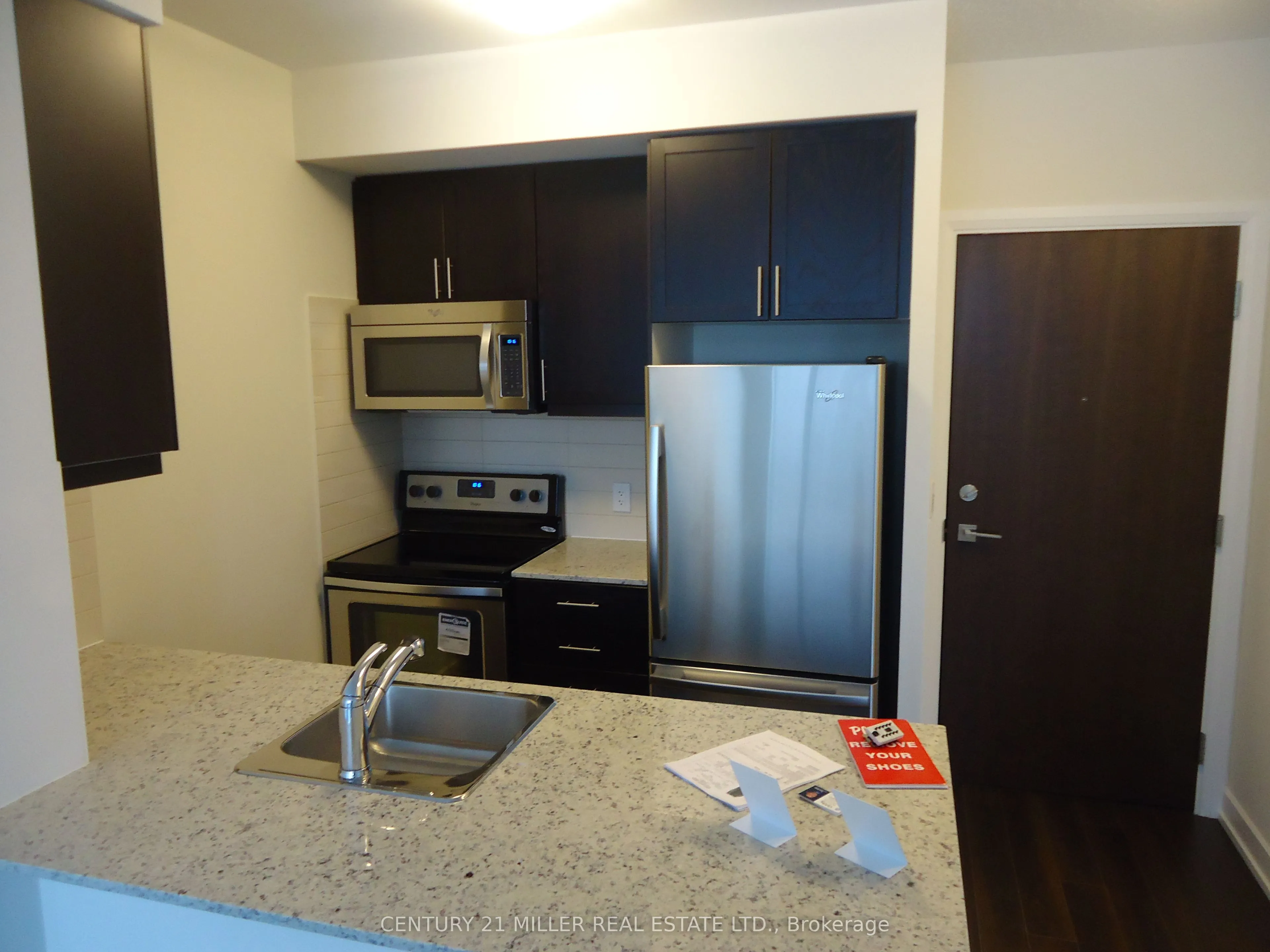 6 Eva Road #111