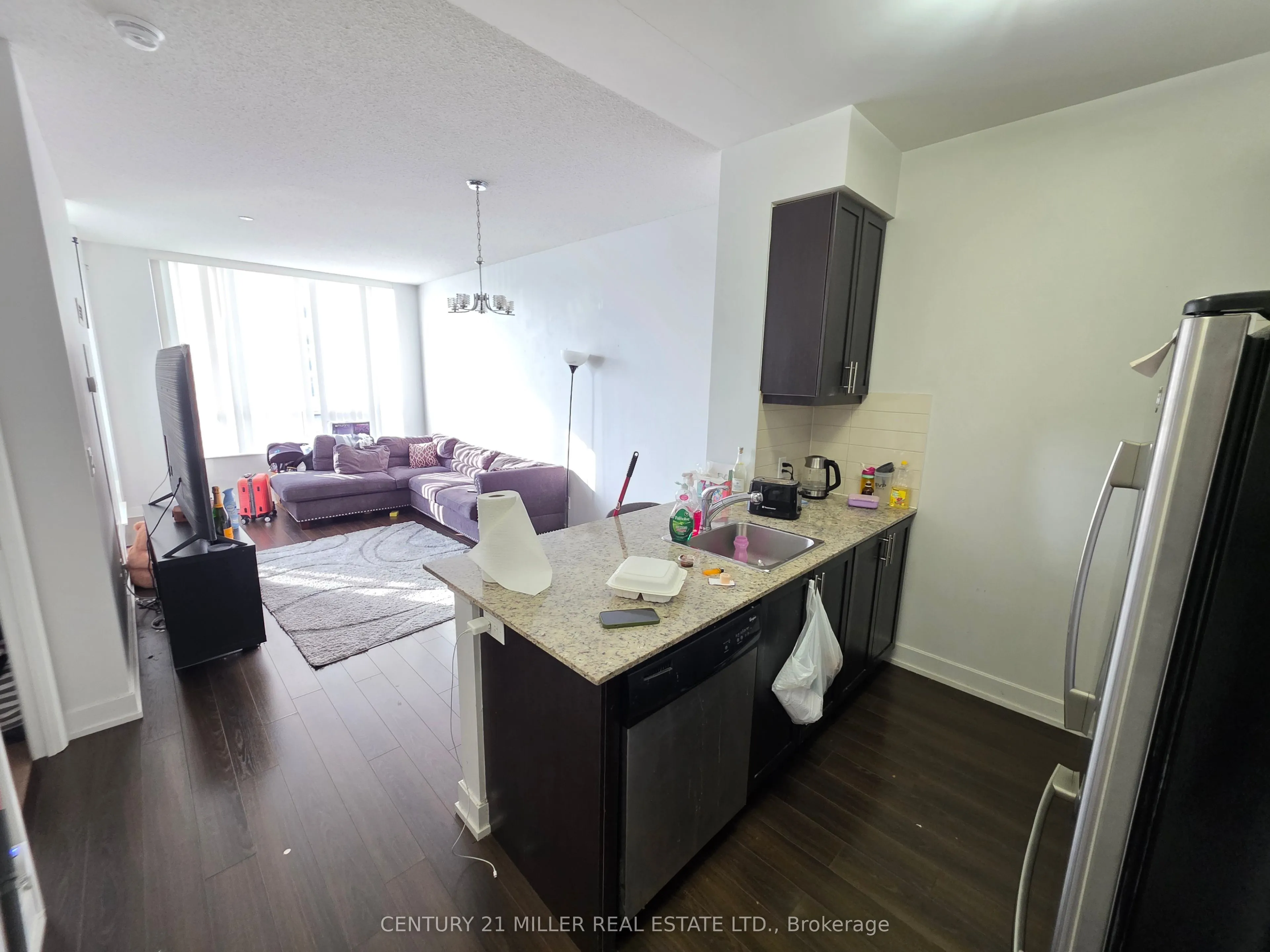 6 Eva Road #111