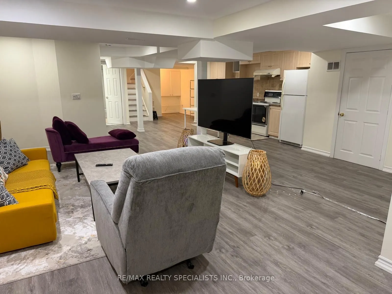 57 Fairview Road W