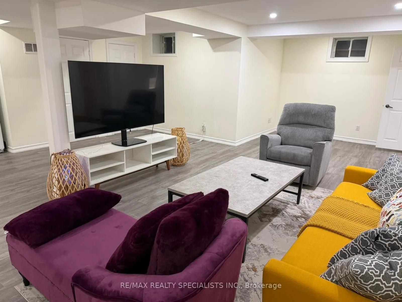 57 Fairview Road W