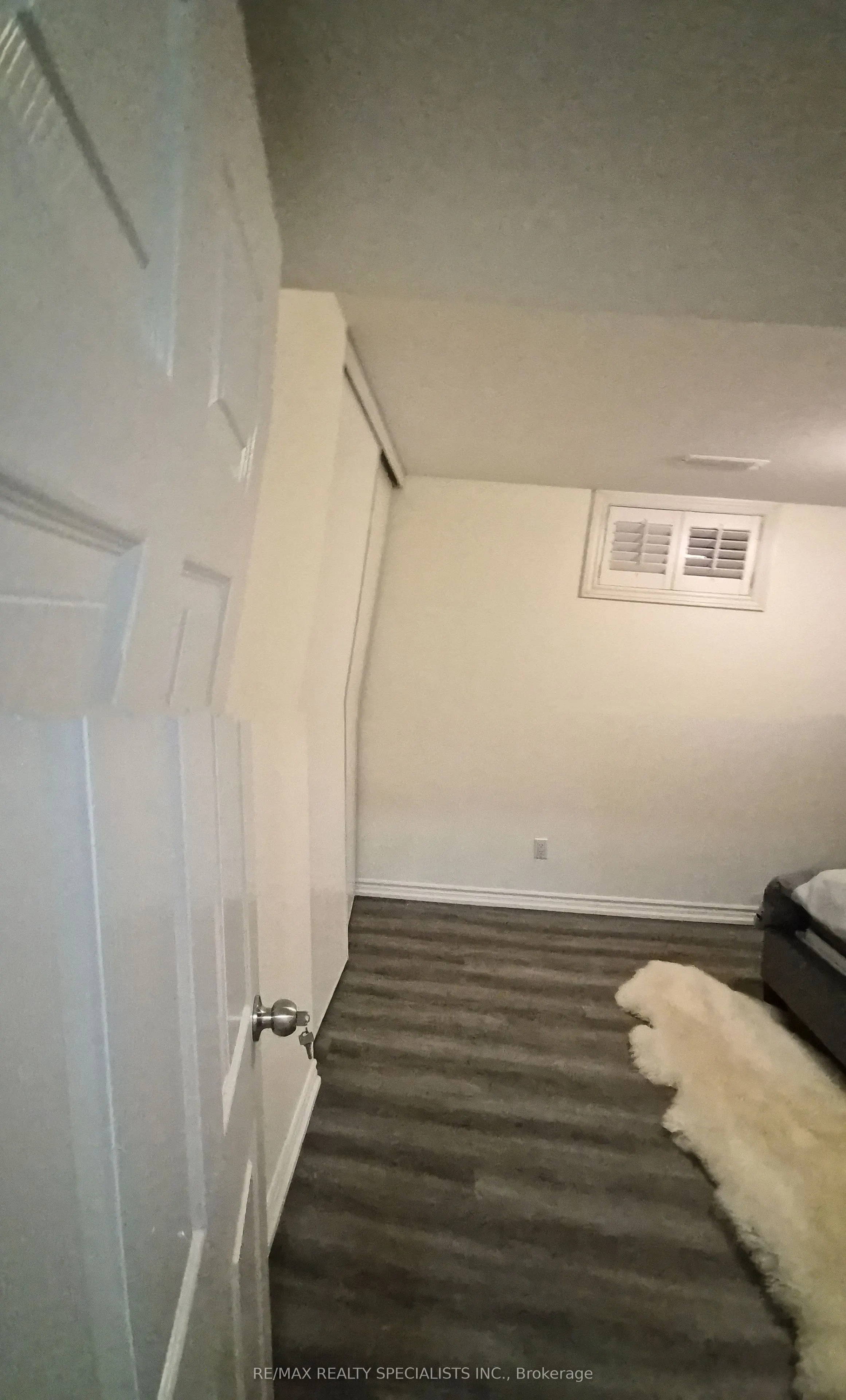 57 Fairview Road W
