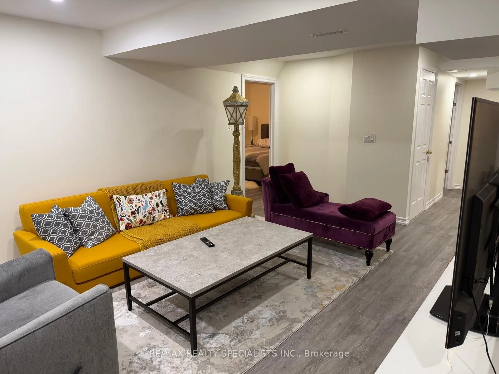 57 Fairview Road W