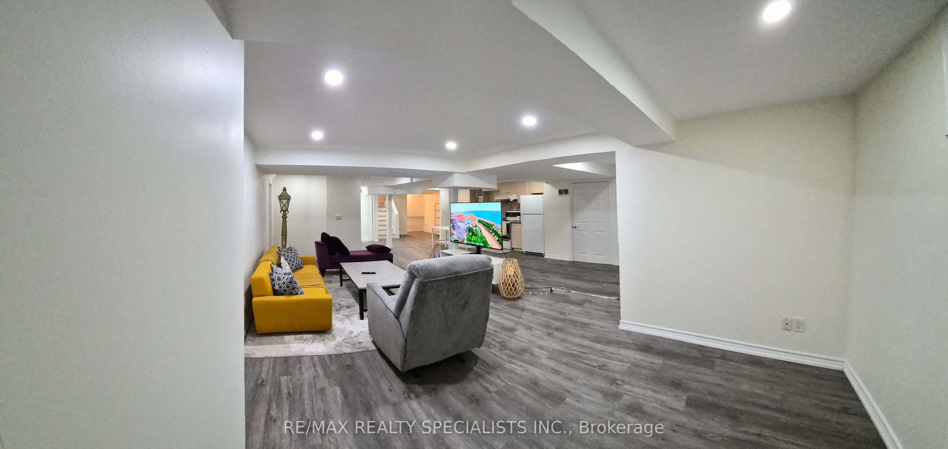 57 Fairview Road W