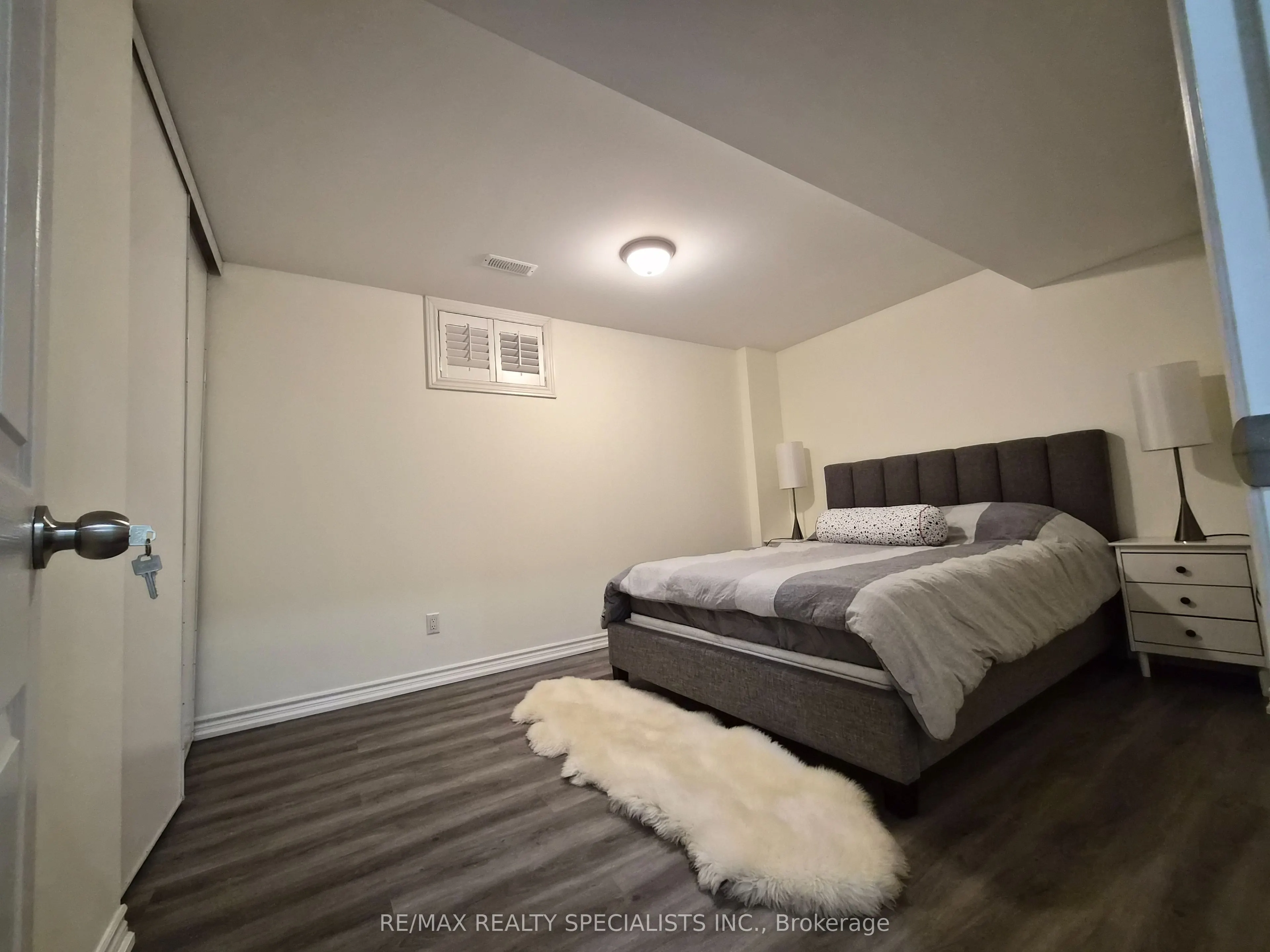 57 Fairview Road W