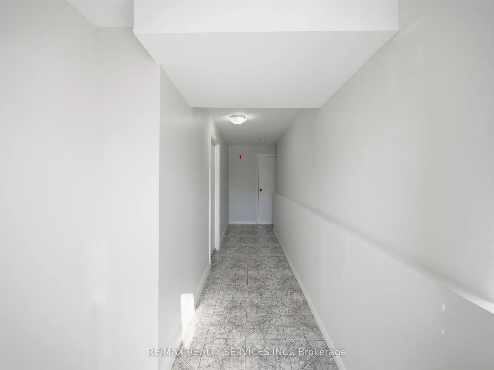 8 Deerpark Crescent