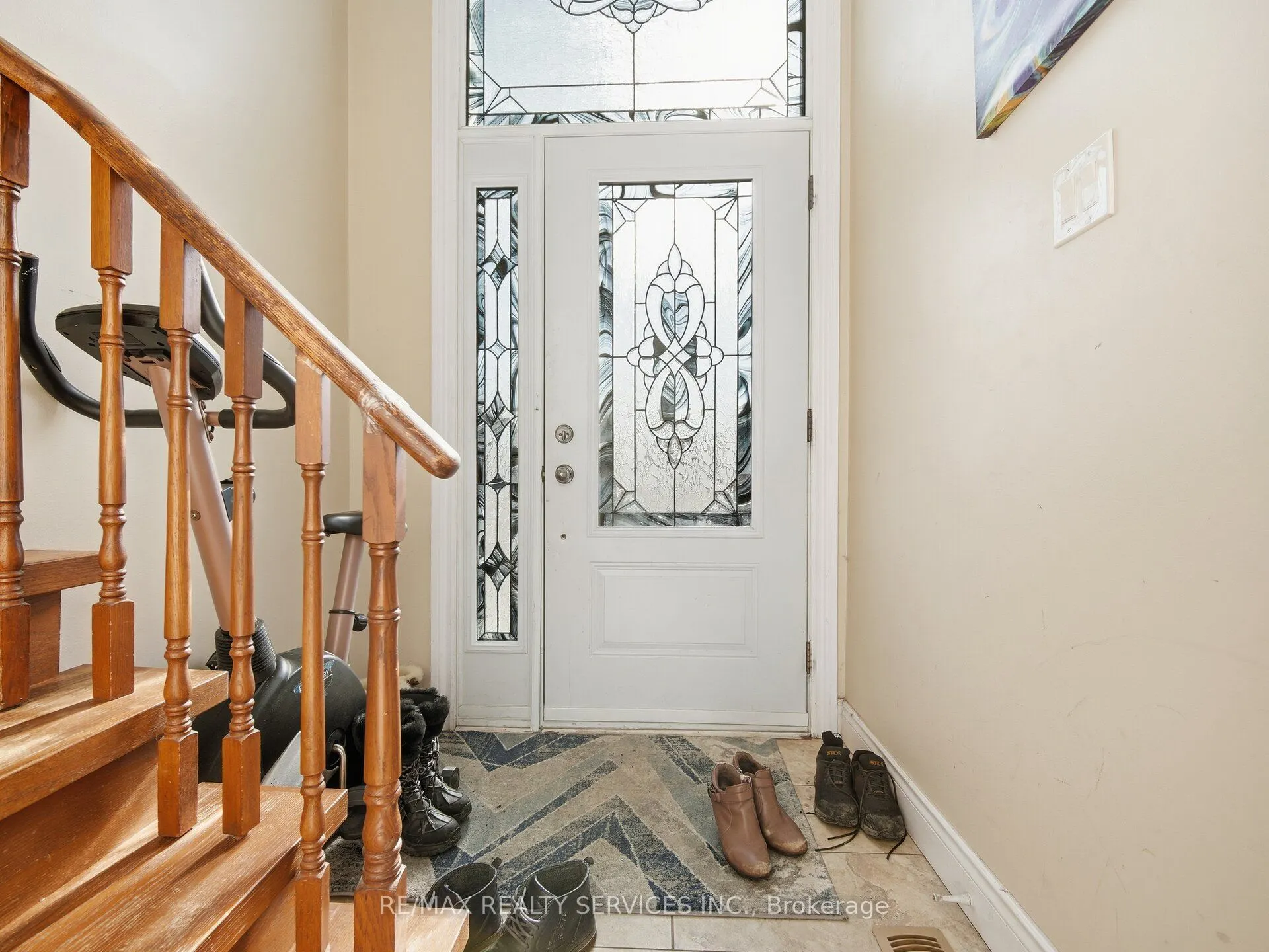 8 Deerpark Crescent