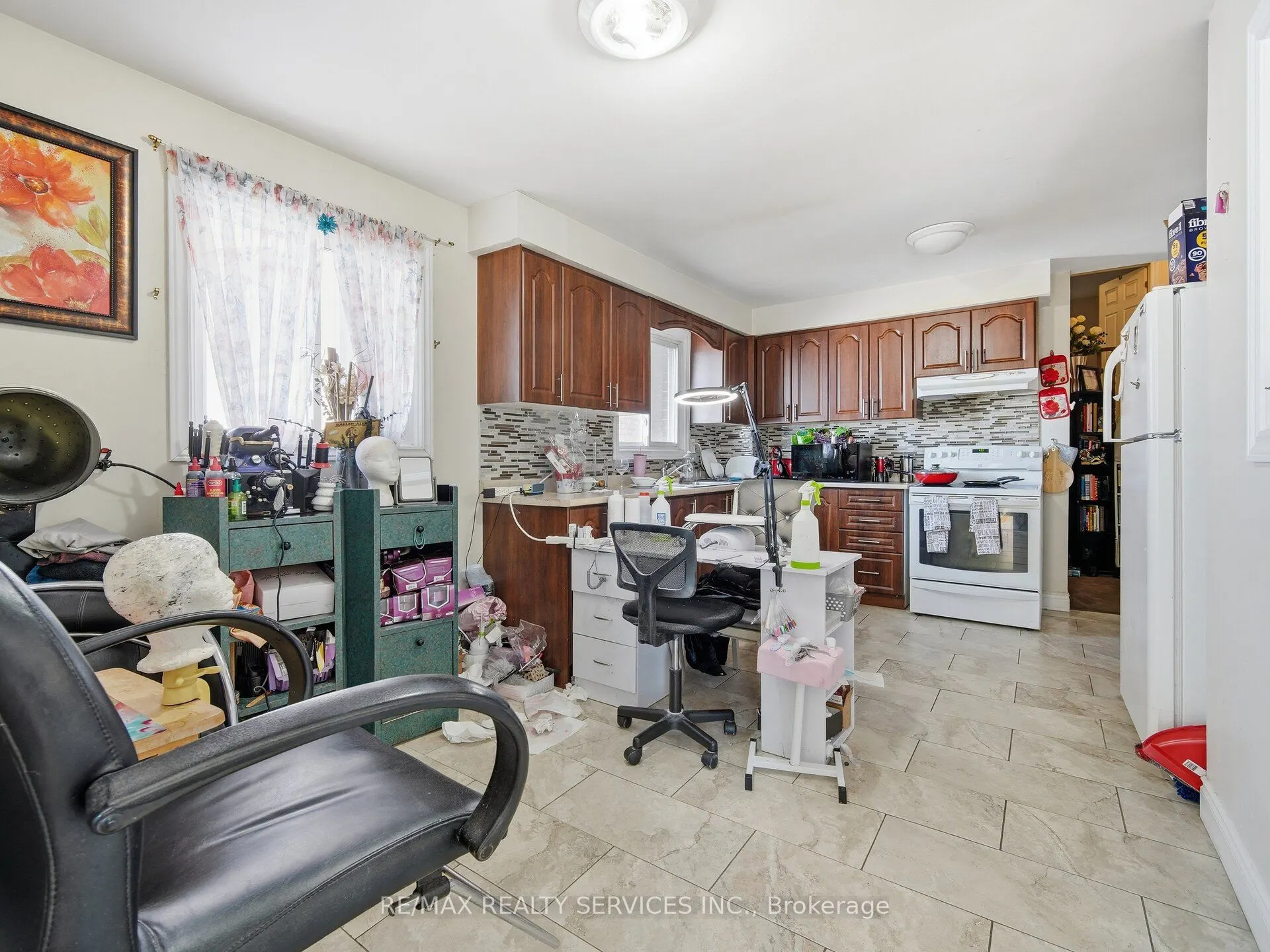 8 Deerpark Crescent