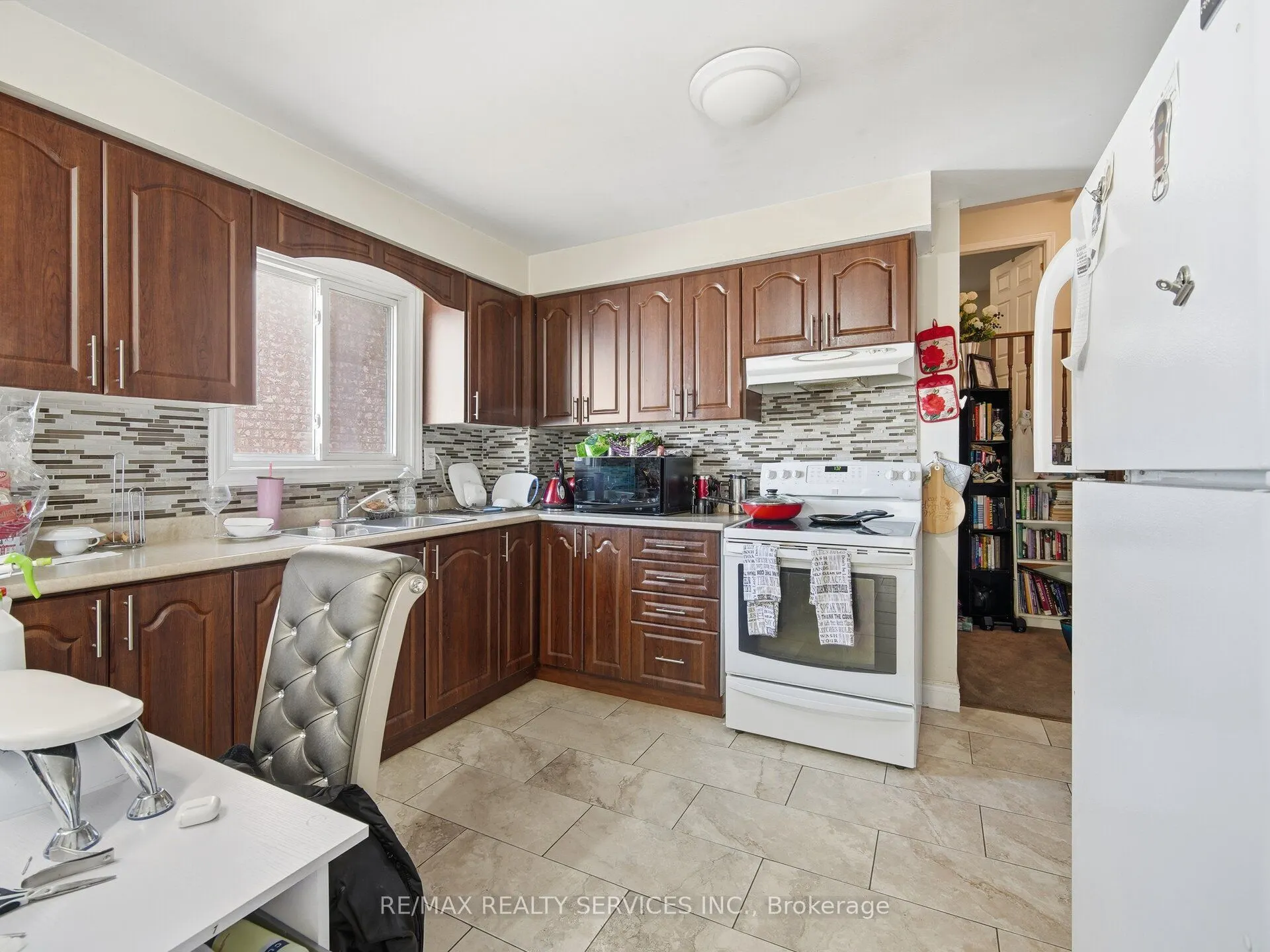 8 Deerpark Crescent