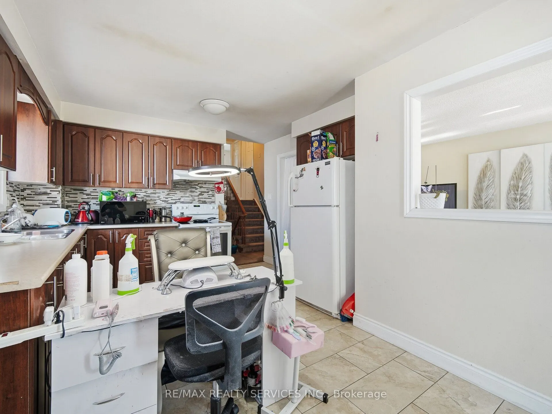 8 Deerpark Crescent