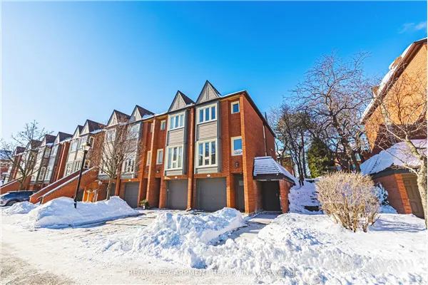 895 Maple Avenue #101