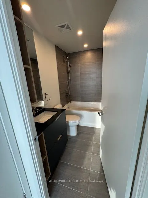 1 Fairview Road E #1411