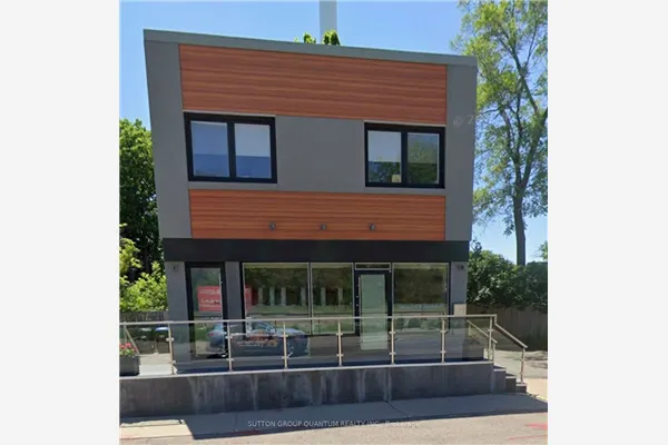 1136 Lorne Park Road