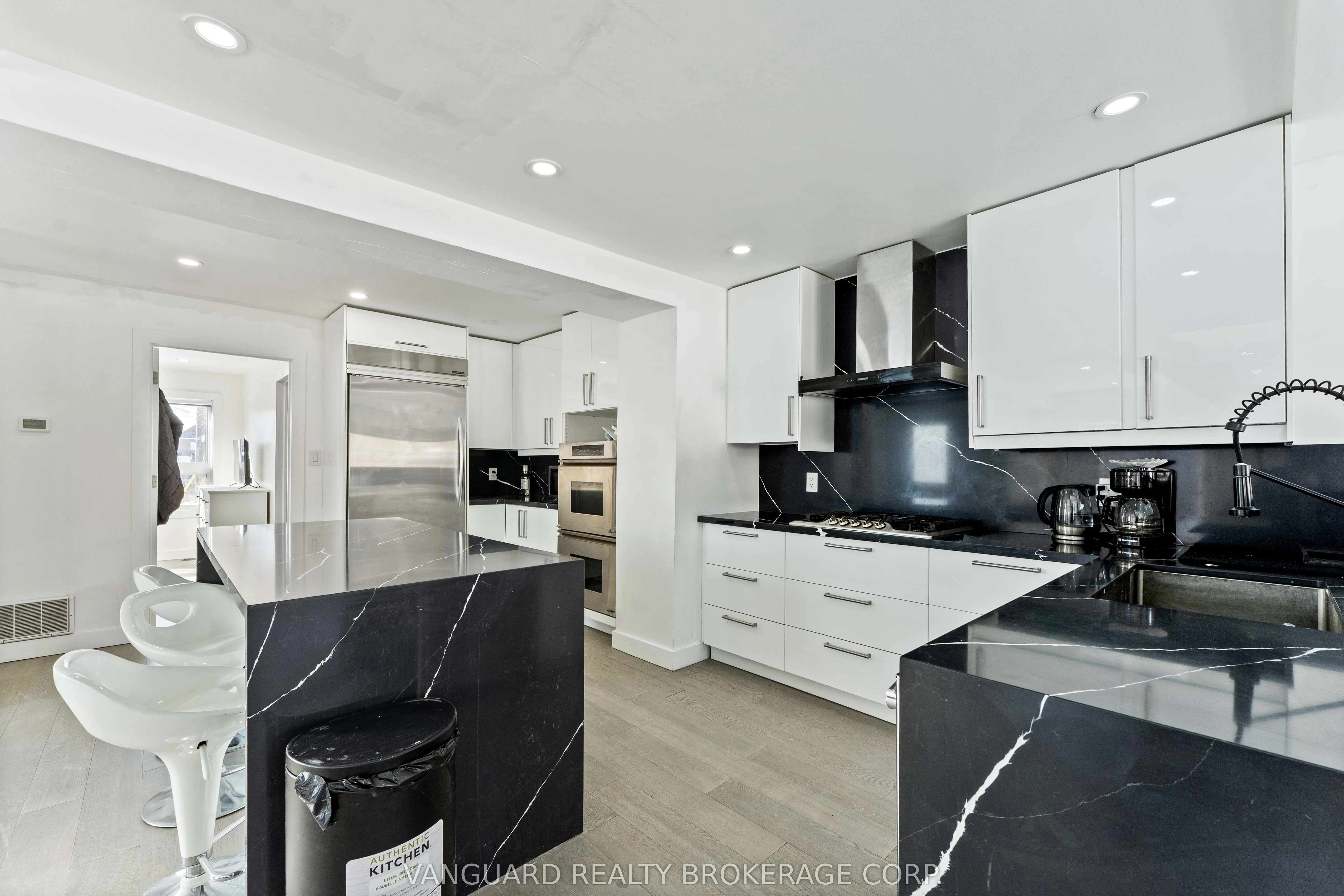 410 Maybank Avenue