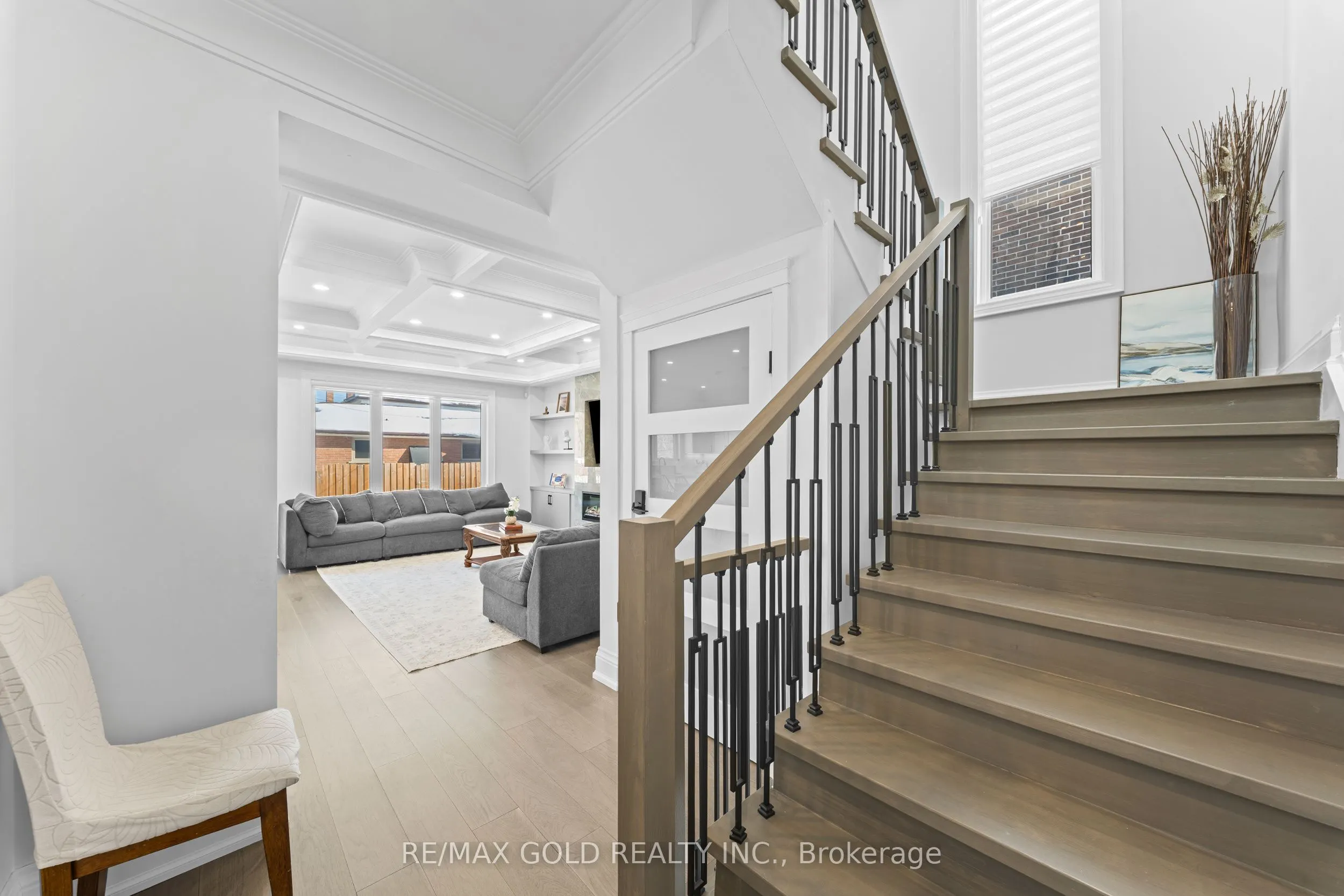 99 Twenty Seventh Street